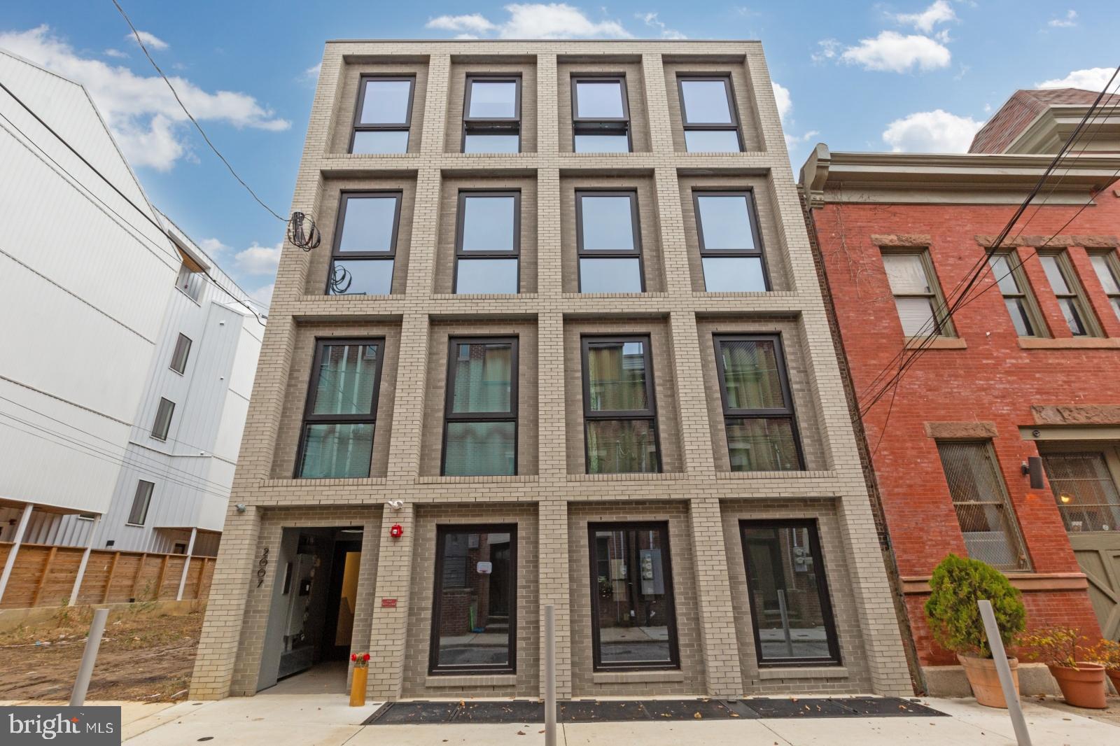 FRANCISVILLE - Residential Lease