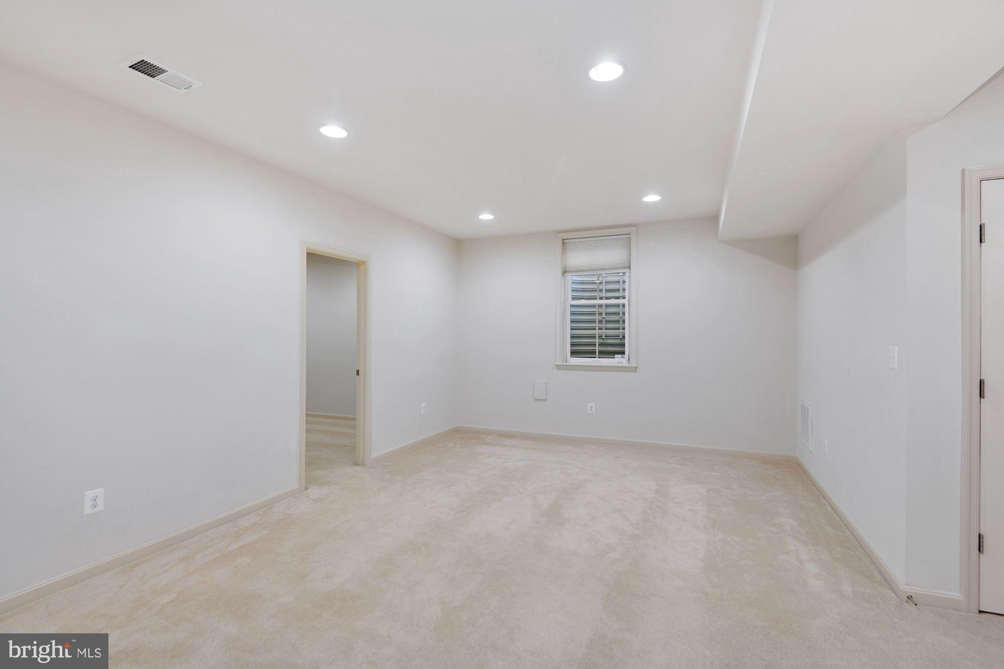 MAPLE LAWN - Residential Lease