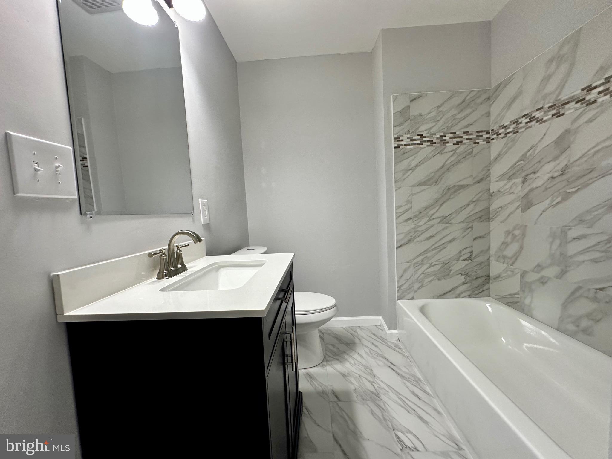 LONDON WOODS - Residential