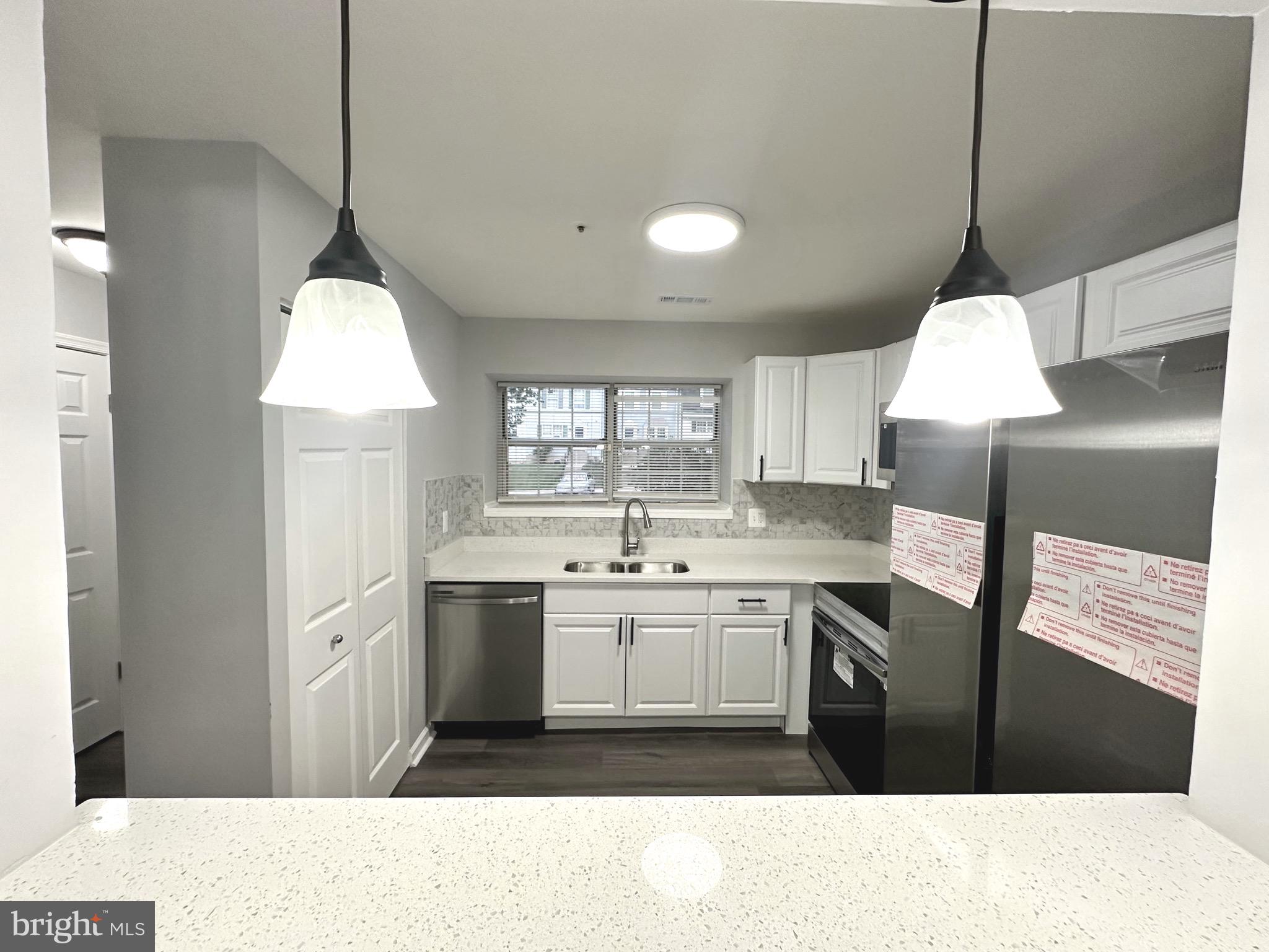 LONDON WOODS - Residential