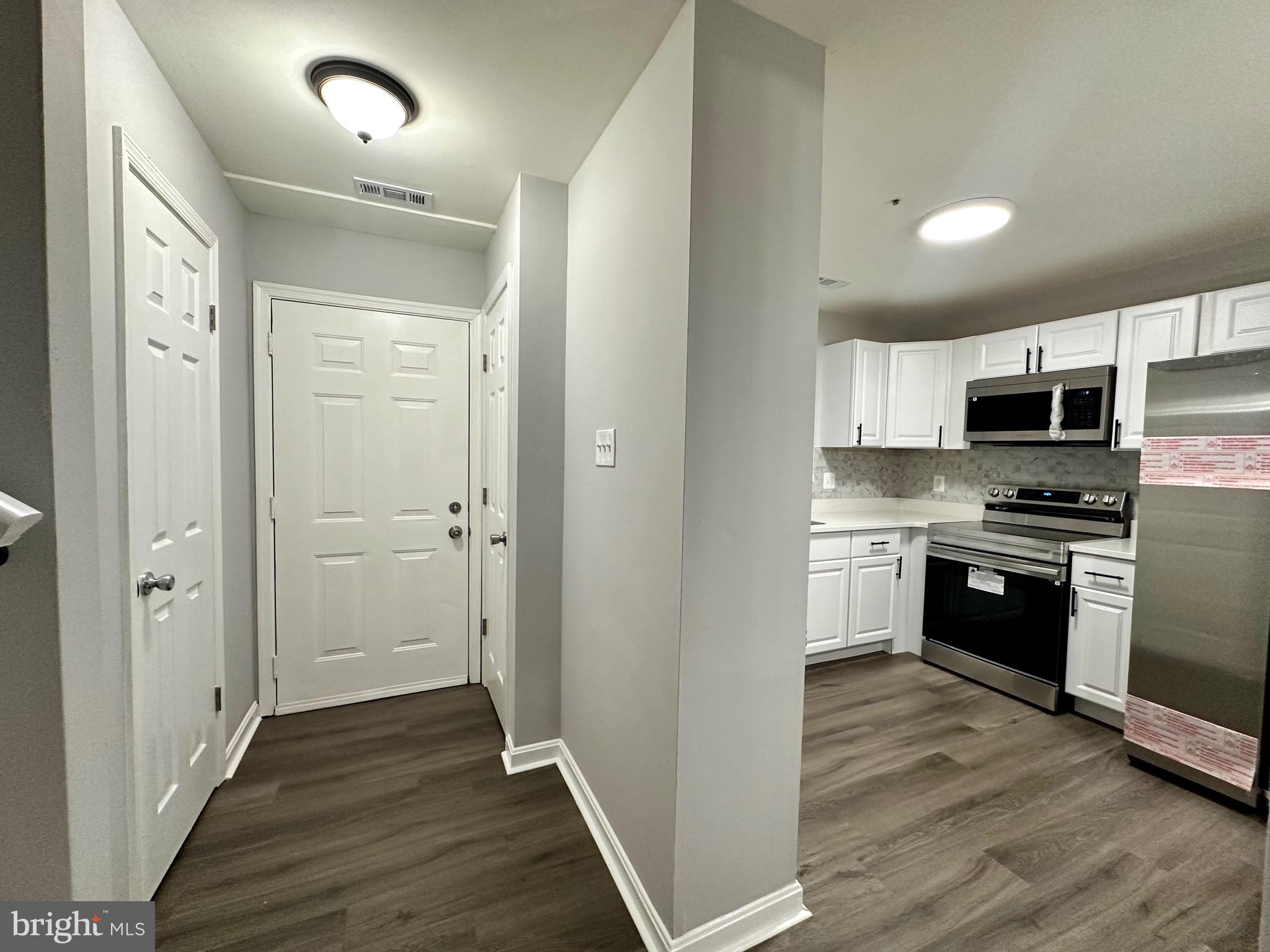 LONDON WOODS - Residential