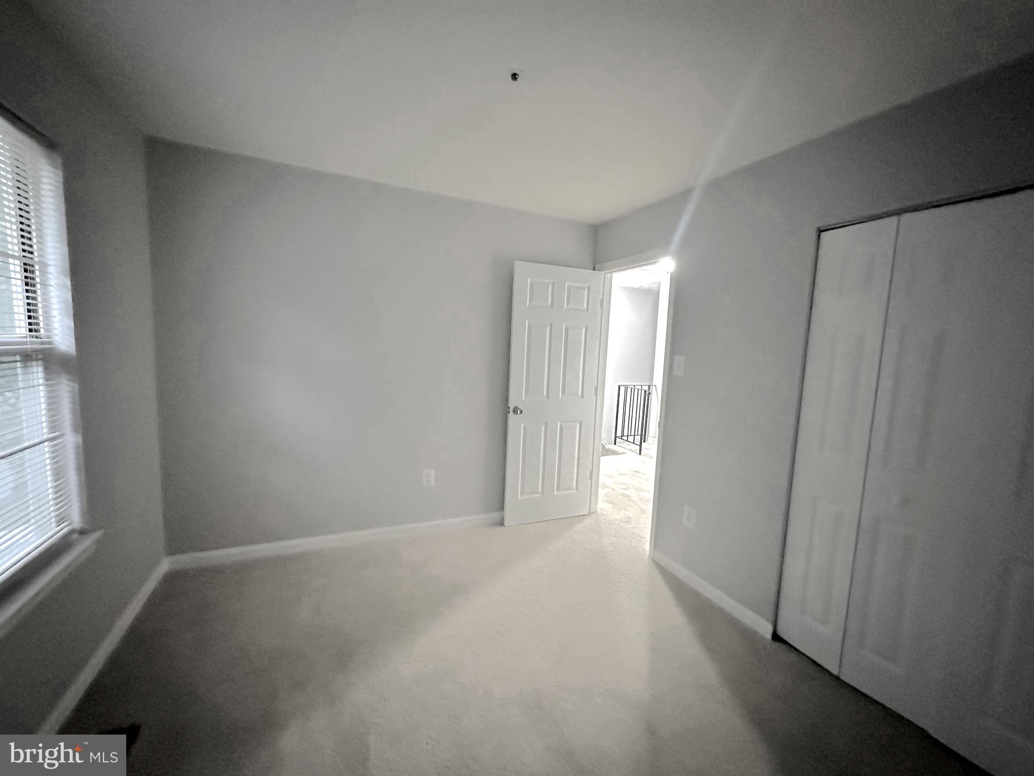 LONDON WOODS - Residential