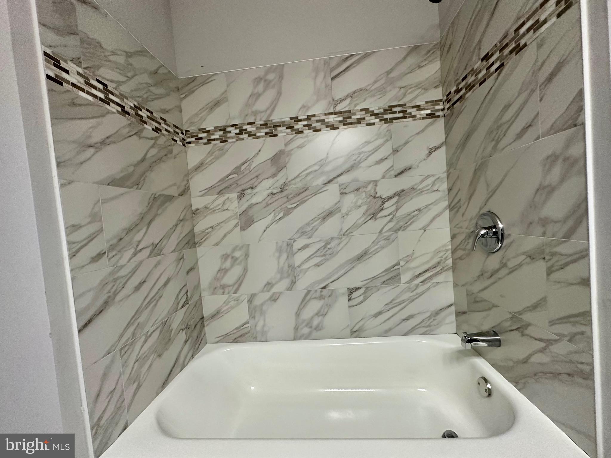 LONDON WOODS - Residential