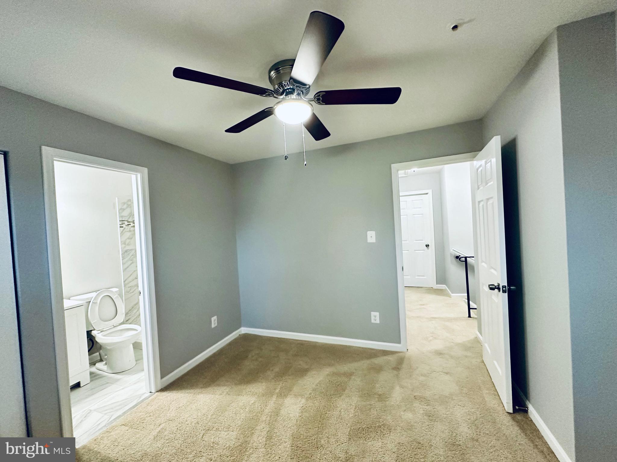 LONDON WOODS - Residential