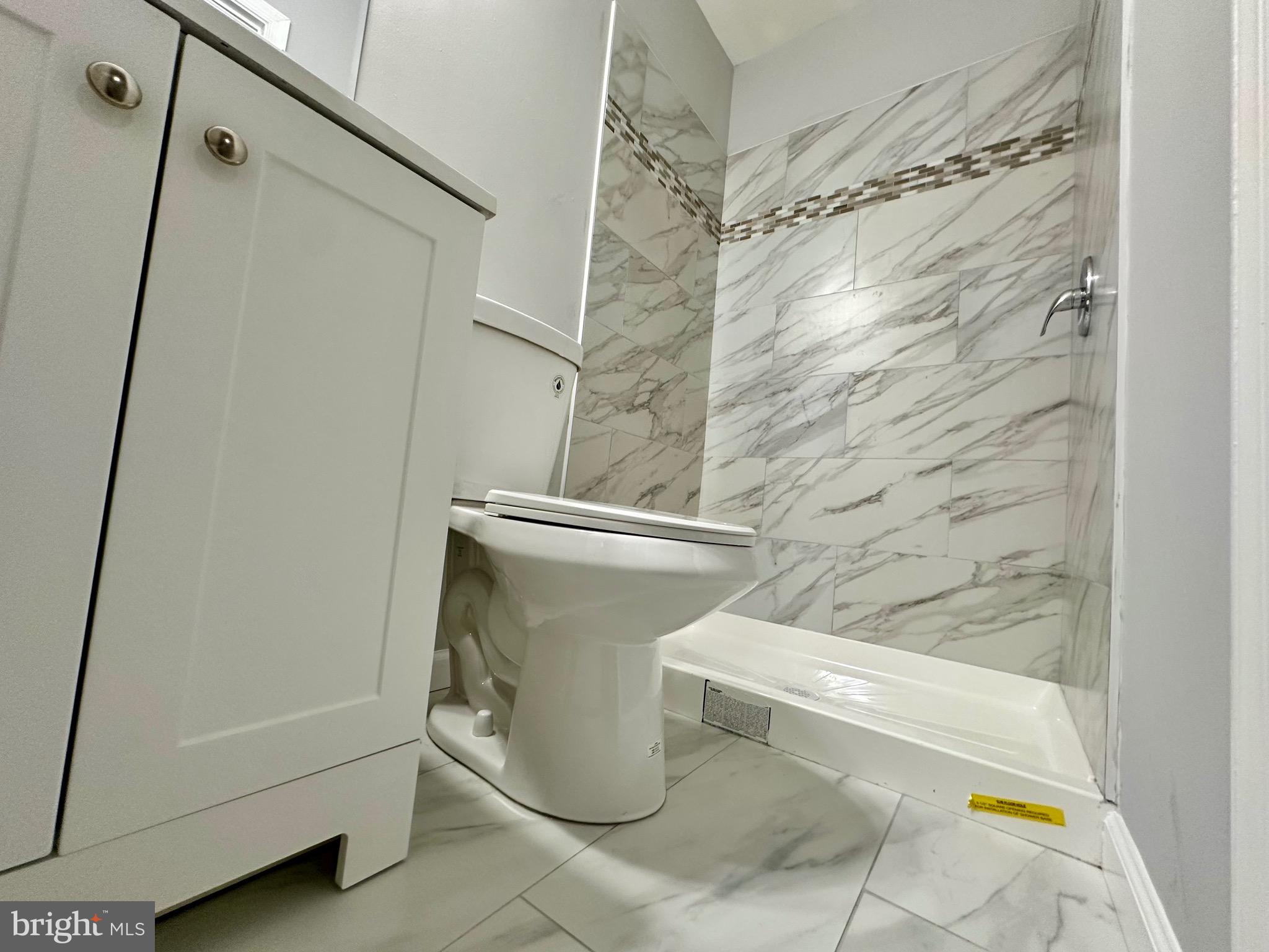 LONDON WOODS - Residential