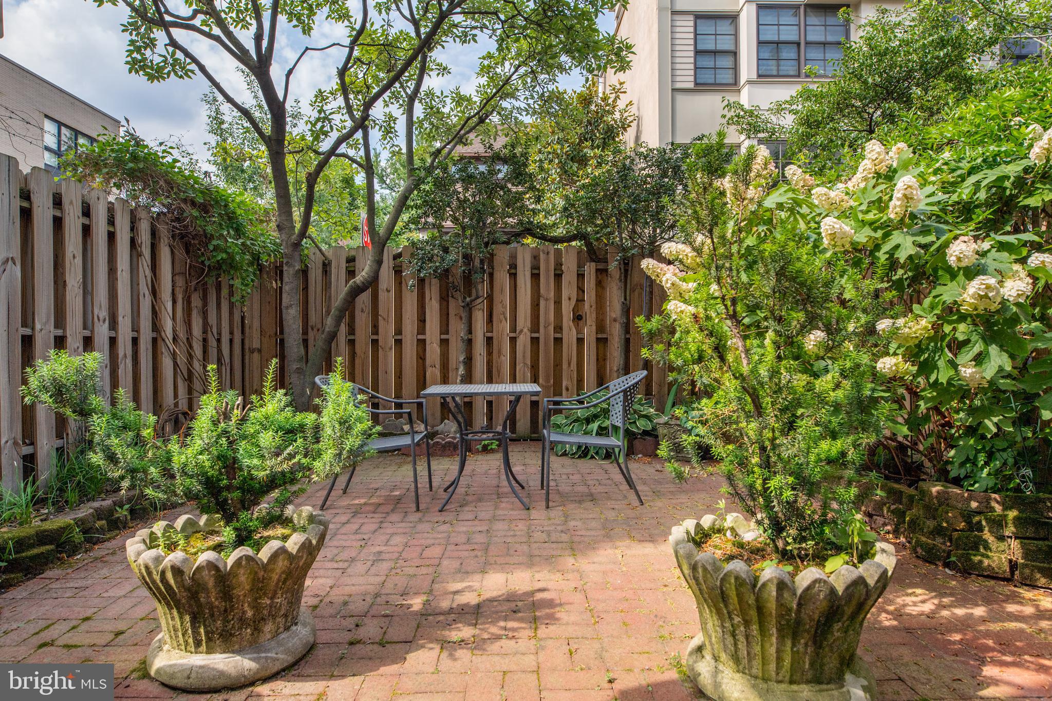 RITTENHOUSE SQUARE - Residential