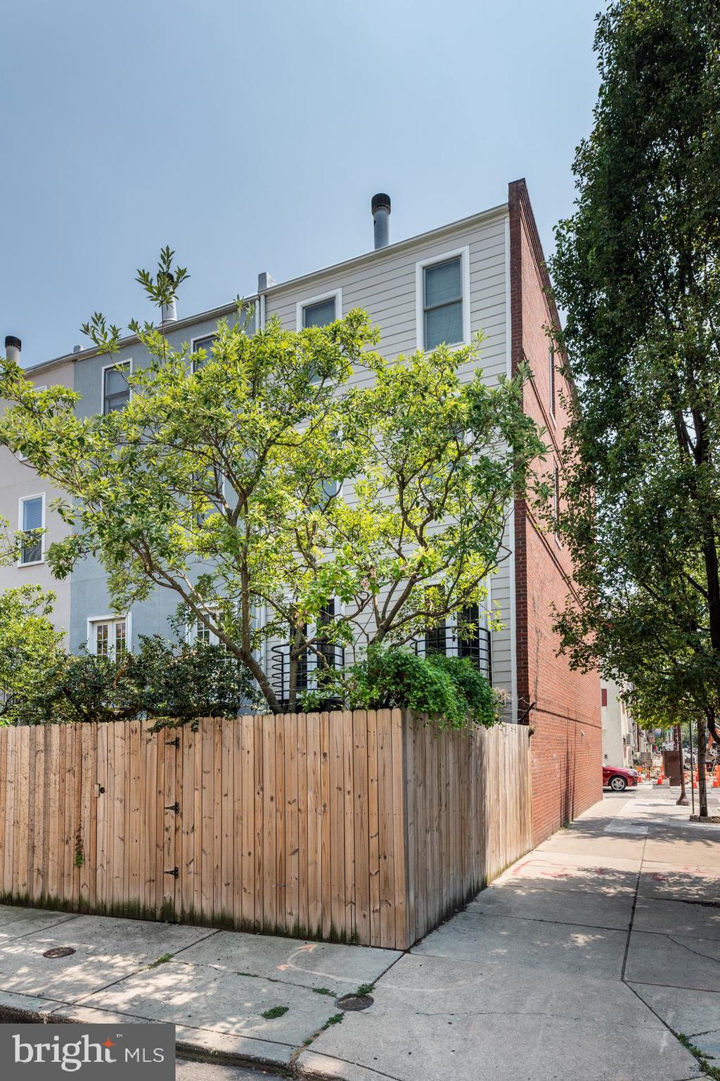 RITTENHOUSE SQUARE - Residential