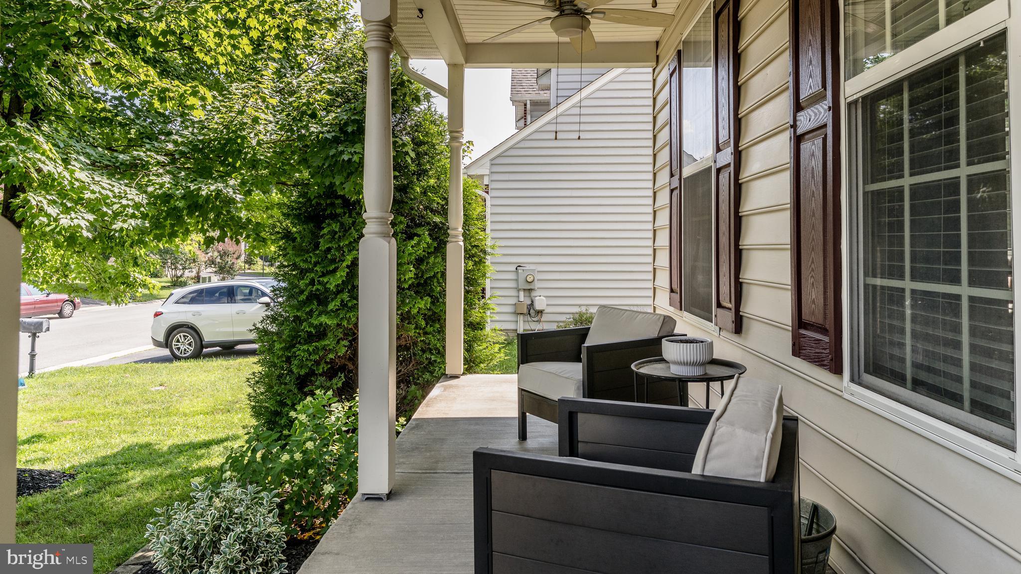 THE VILLAGE OF WASHINGTON TRAIL - Residential