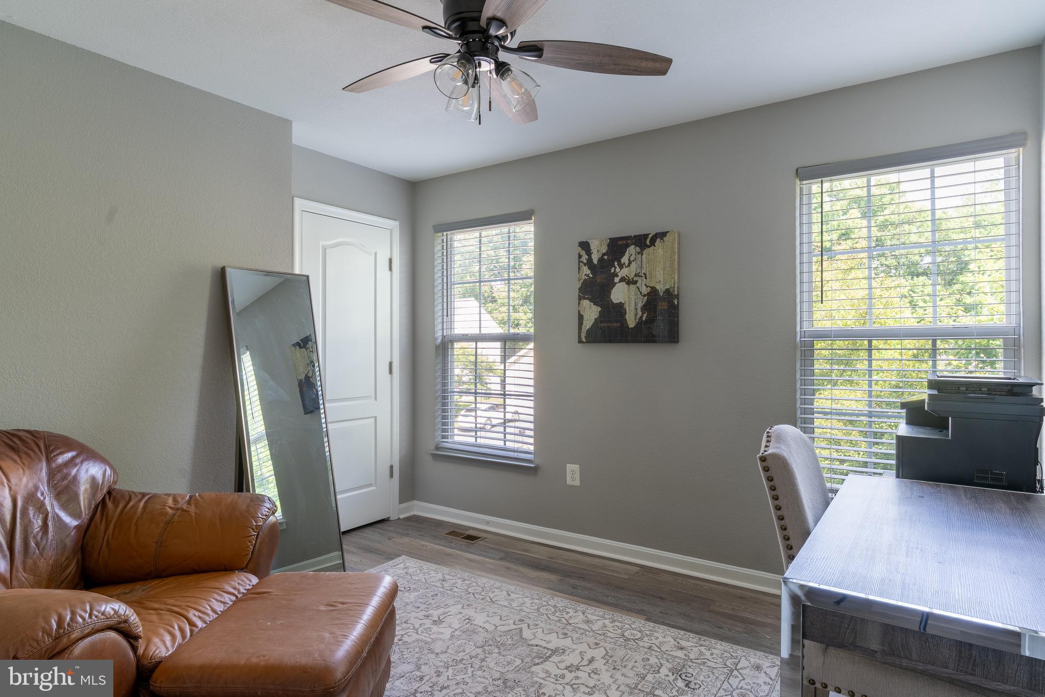 THE VILLAGE OF WASHINGTON TRAIL - Residential