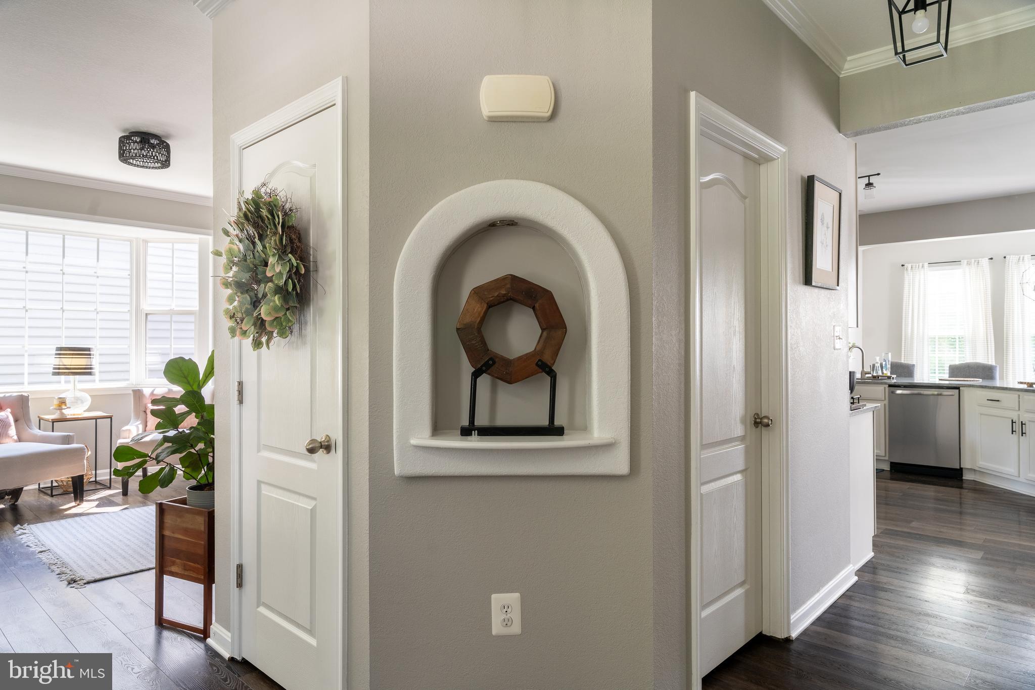 THE VILLAGE OF WASHINGTON TRAIL - Residential