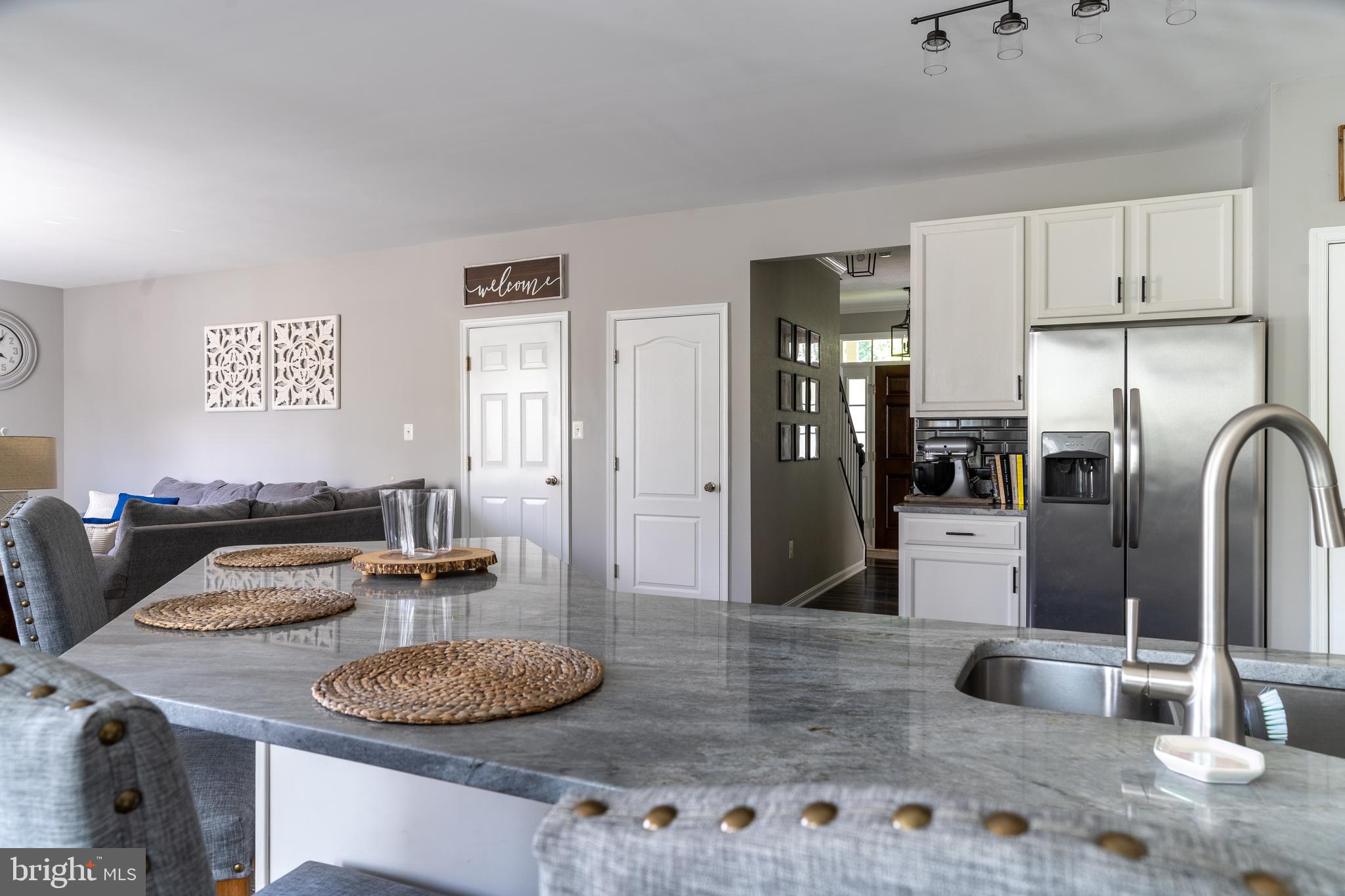 THE VILLAGE OF WASHINGTON TRAIL - Residential