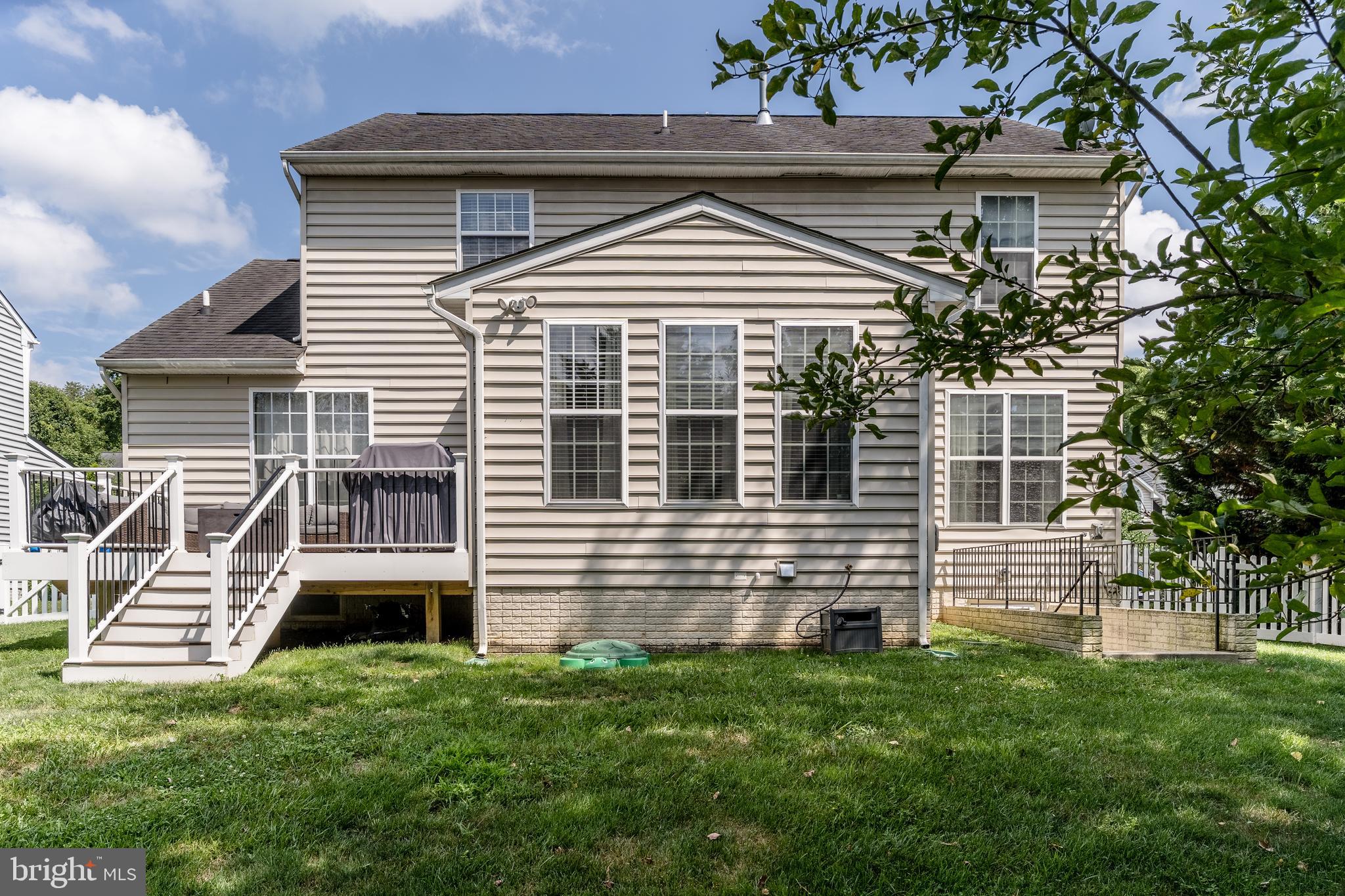 195 DINWIDDIE WAY
