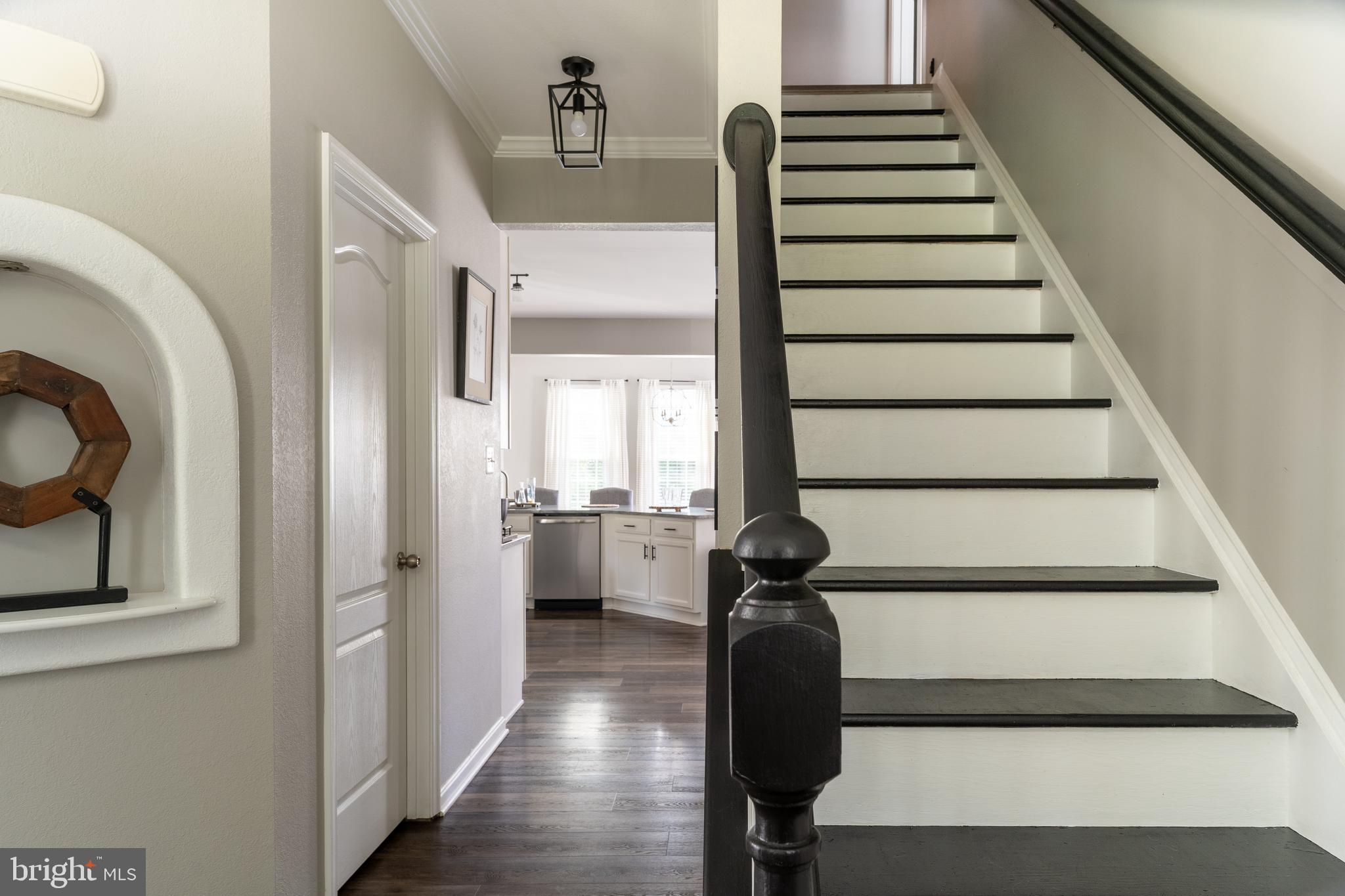 THE VILLAGE OF WASHINGTON TRAIL - Residential