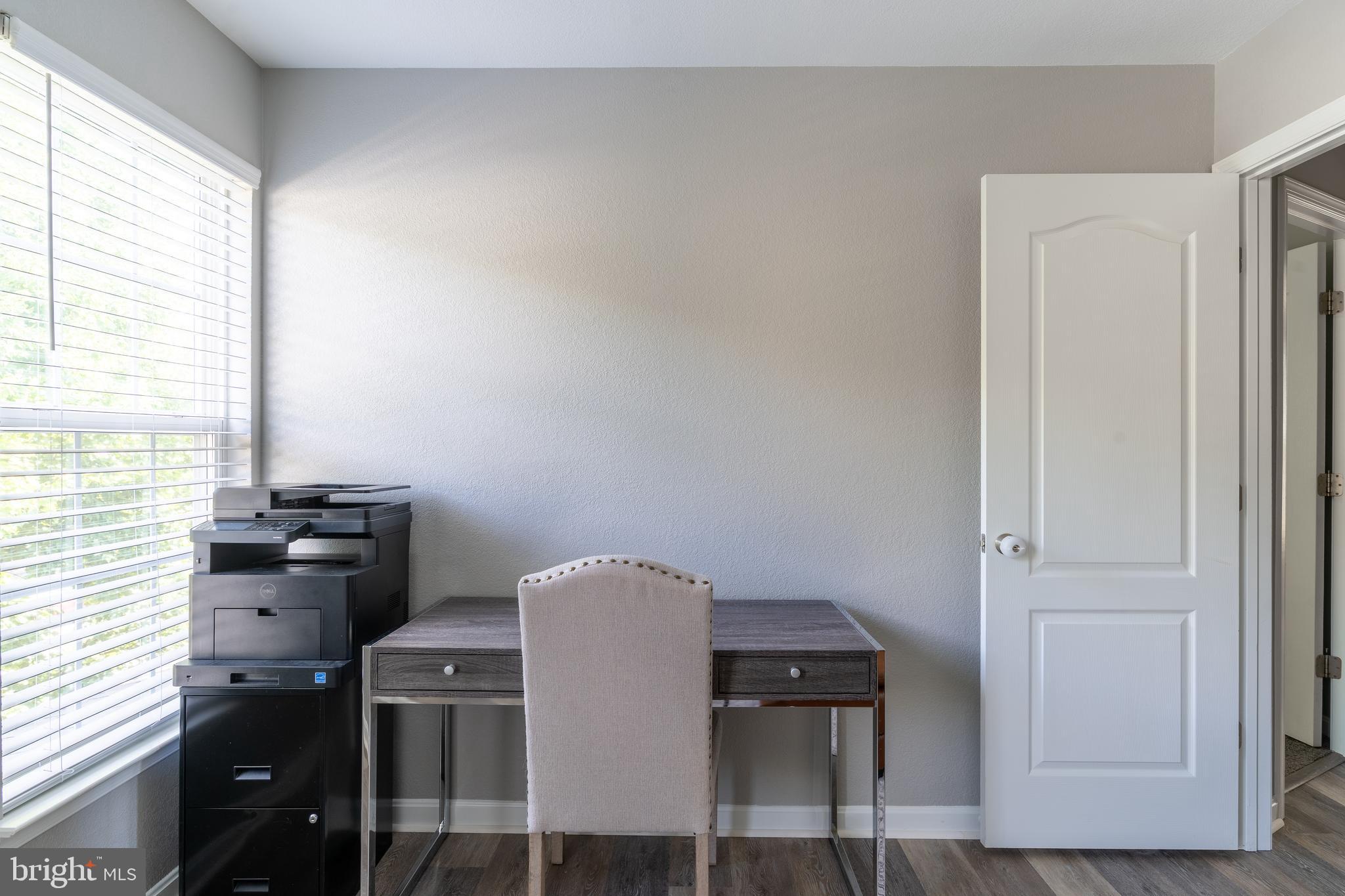 THE VILLAGE OF WASHINGTON TRAIL - Residential