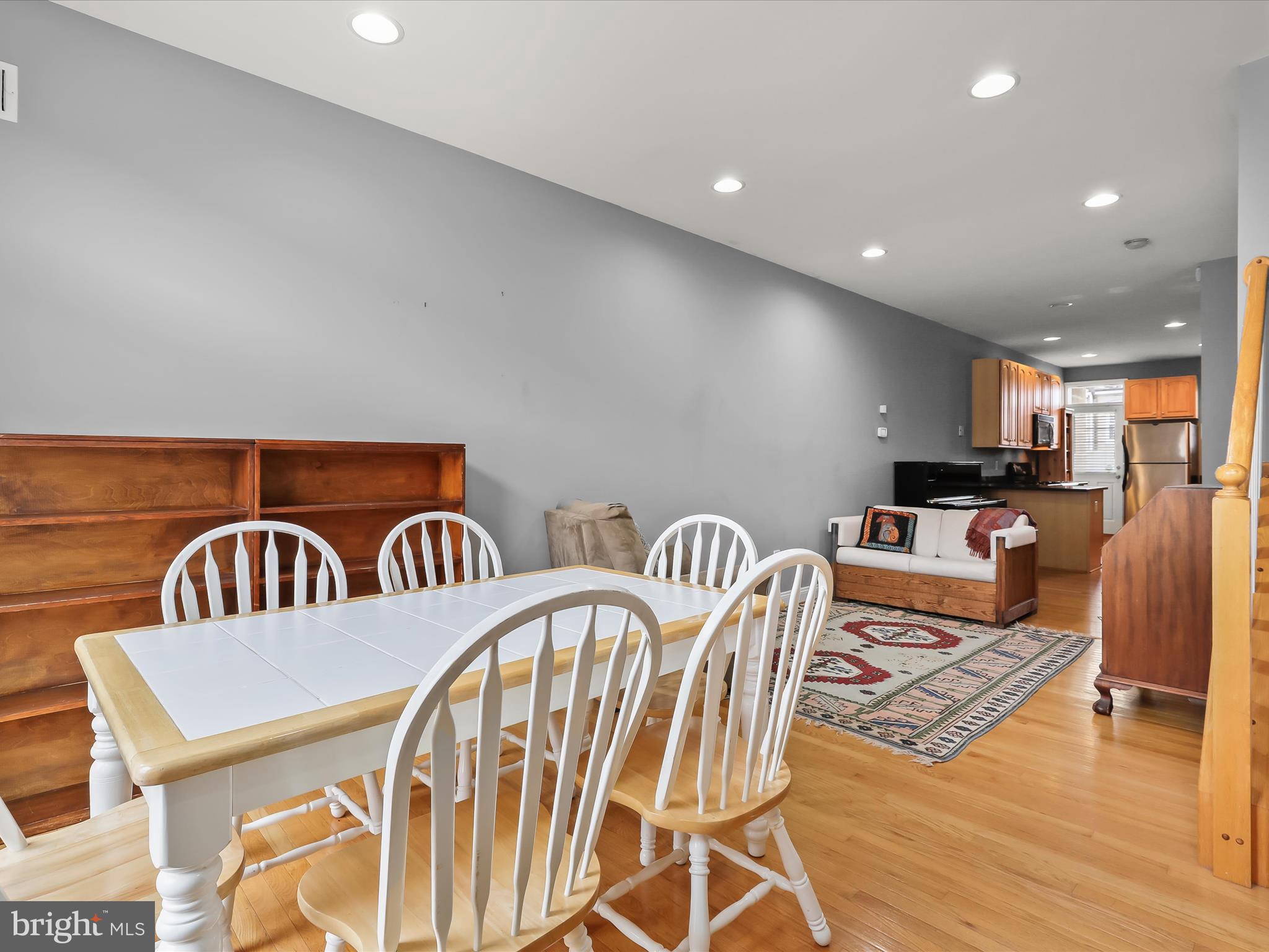 119 N LAKEWOOD AVENUE