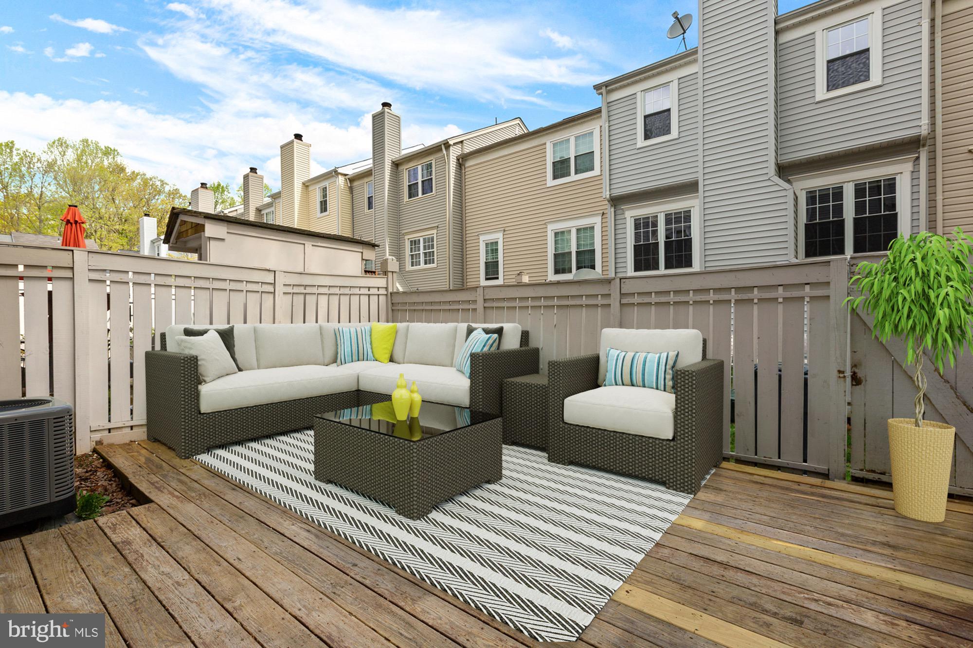 HUNTERS SQUARE - Residential Lease