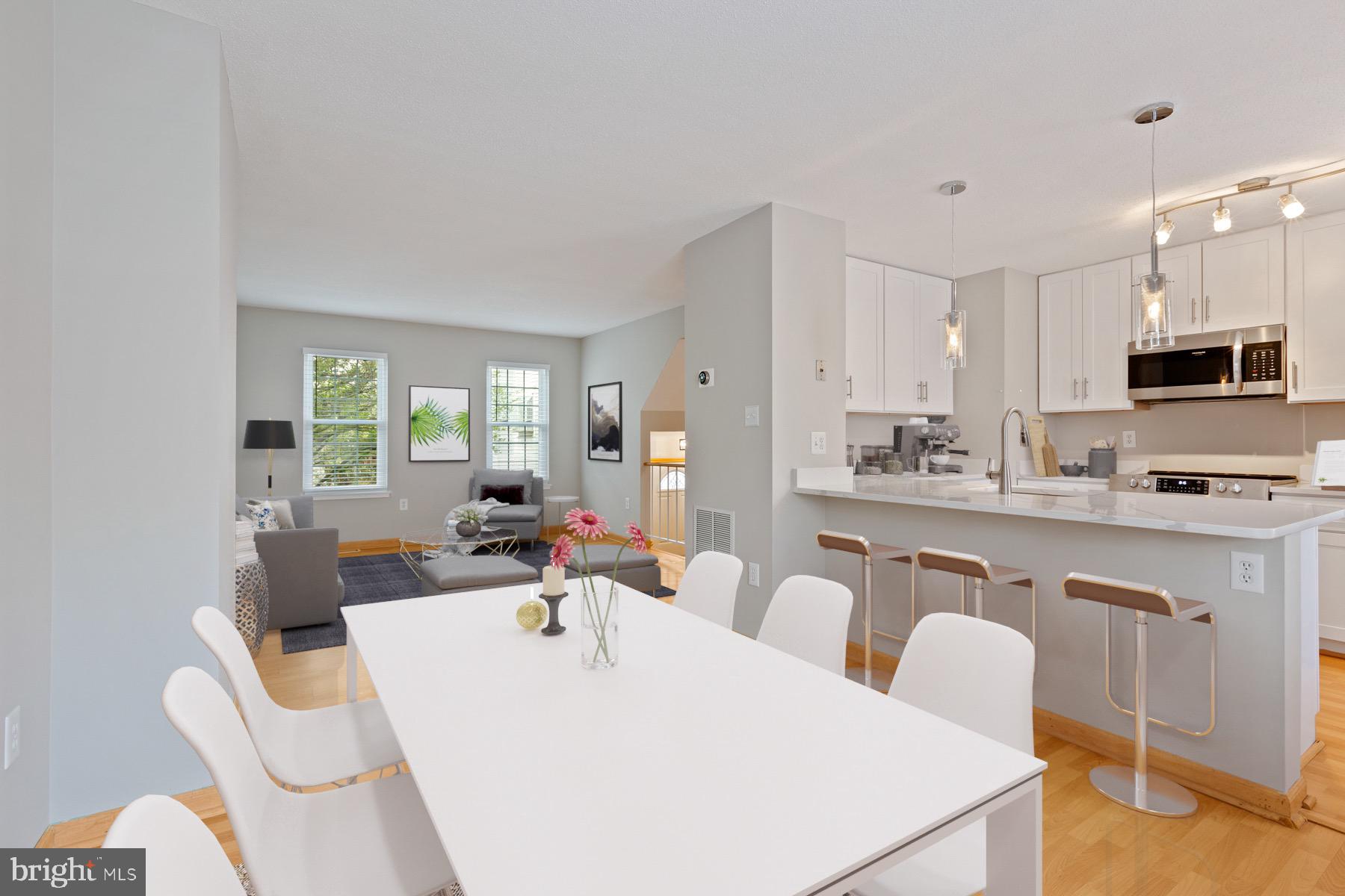 HUNTERS SQUARE - Residential Lease