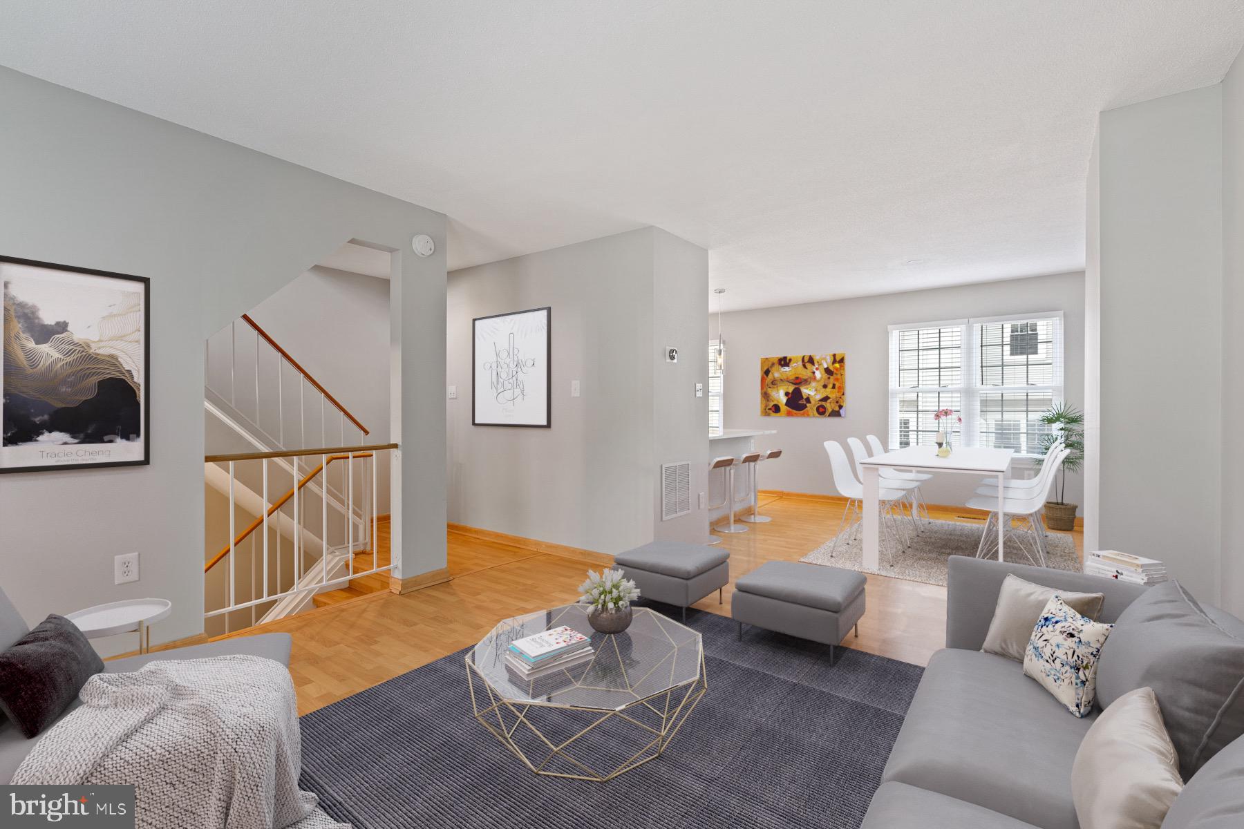 HUNTERS SQUARE - Residential Lease