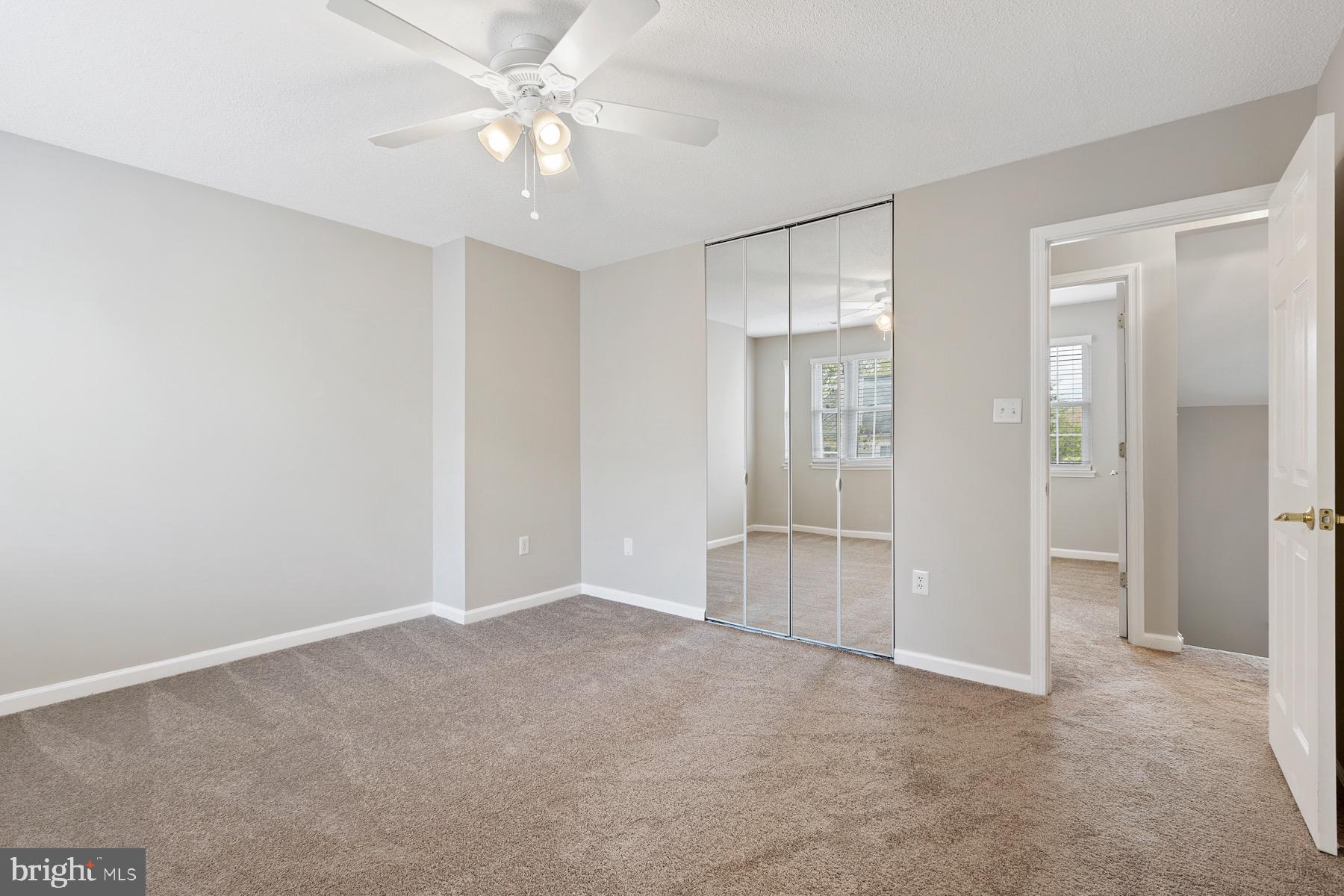 HUNTERS SQUARE - Residential Lease