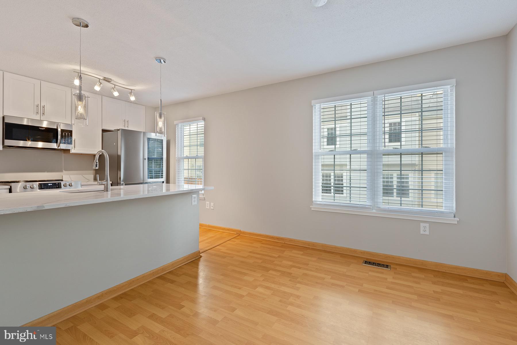 HUNTERS SQUARE - Residential Lease