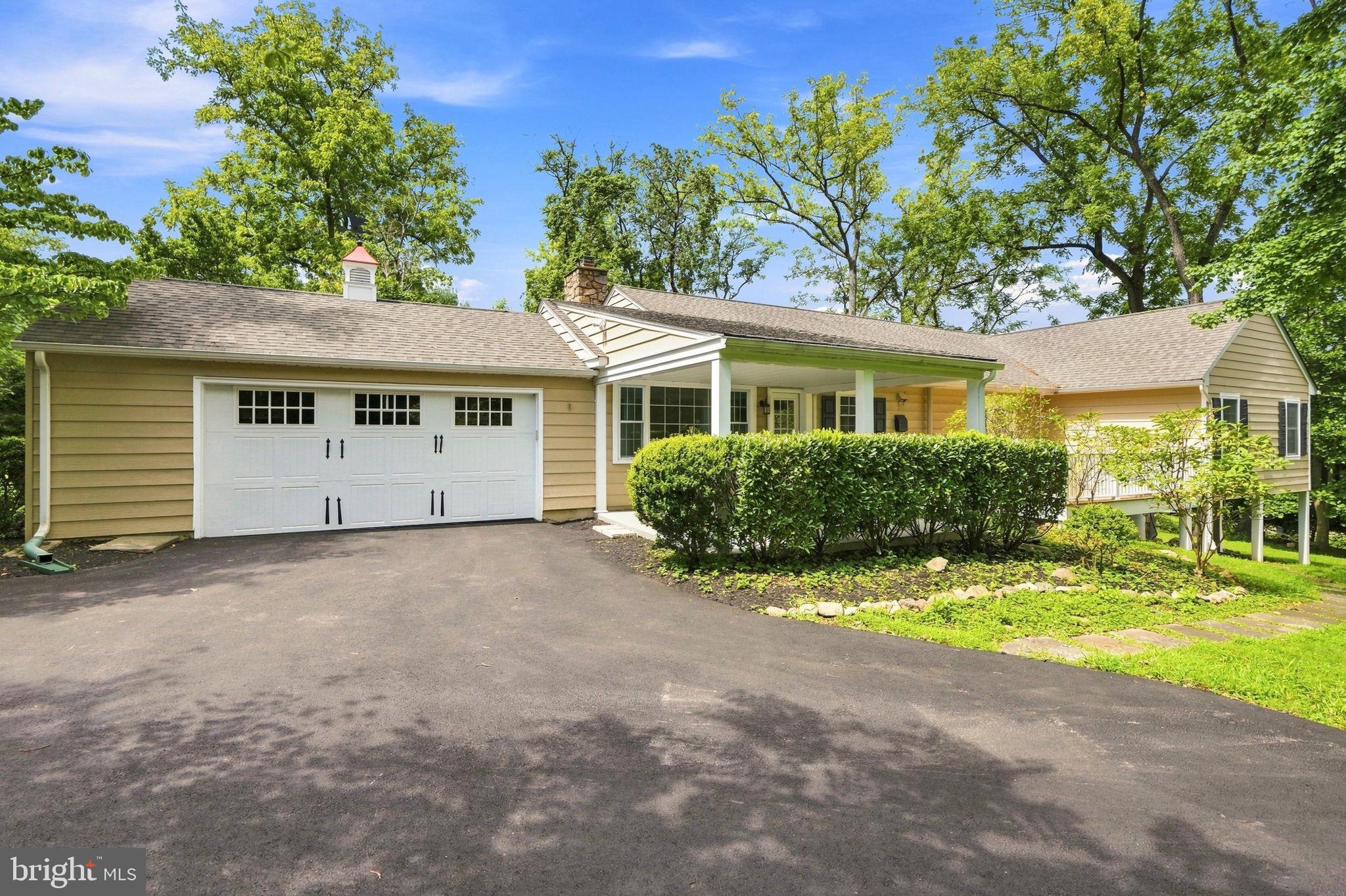 905 NEWTOWN ROAD