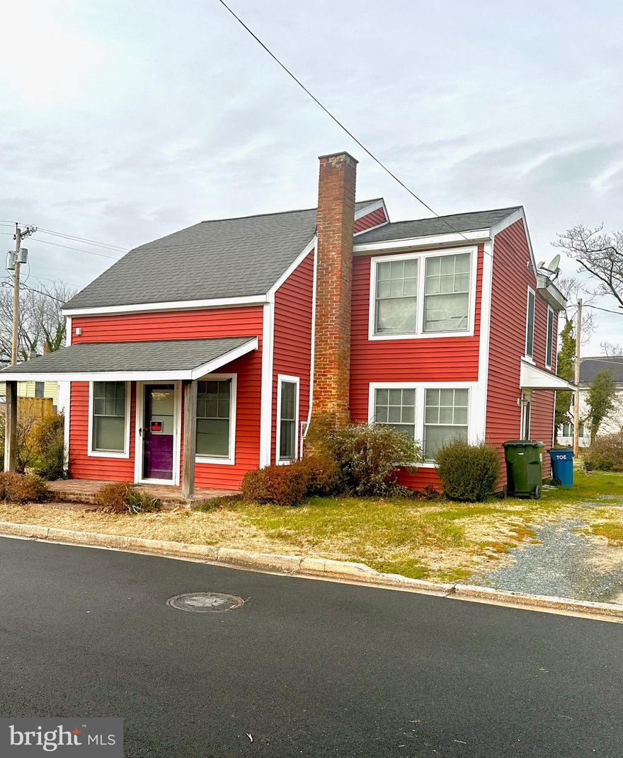 A nice, bright,  unfurnished,  freshly painted, two bedroom 1 full bath ground floor apartment available for rent. Convenient in-town location! Just off Washington St. across the street from the hospital and available now. Hardwood and ceramic tile flooring.  Kitchen with Electric Stove and Refrigerator.  Office/Den  or Formal Dining room.  Brick front porch. Off street parking for one vehicle. Plenty of on street parking,  Call Listing agent for more details and to apply. Washer and Dryer to be installed by approximately February 15, 2024.  Trash removal included.  No Dishwasher. Tenant is to maintain the small yard area.s  PLEASE NOTE: The square footage in tax records includes the entire house. The first floor apartment, is approximately 830 +/-square feet.