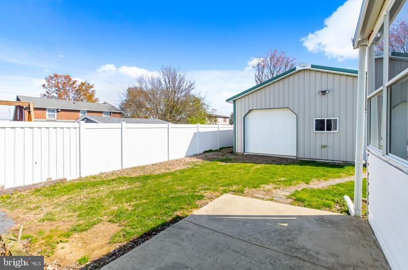 NEW HOLLAND BOROUGH - Residential