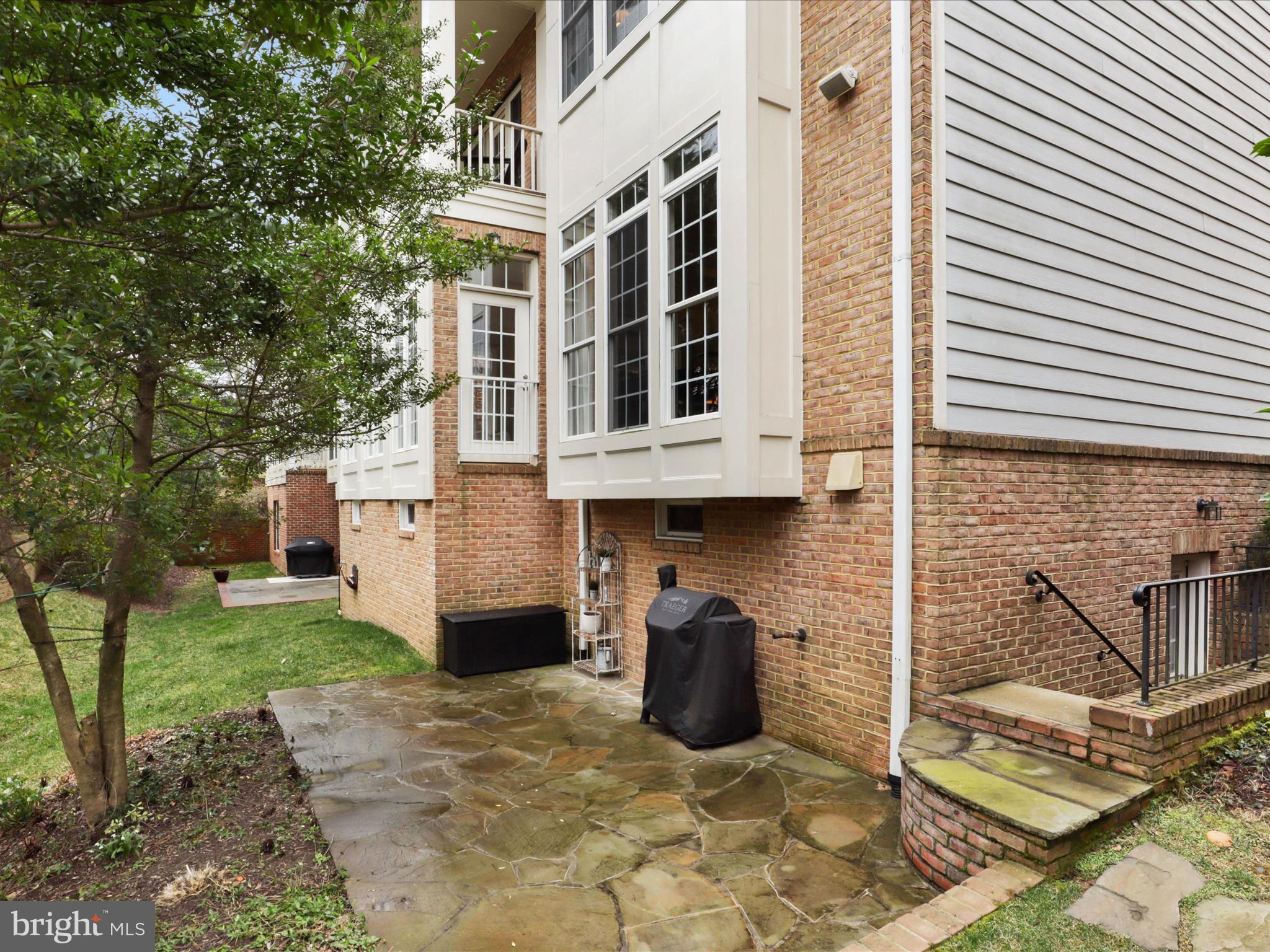 CEDAR GROVE - Residential