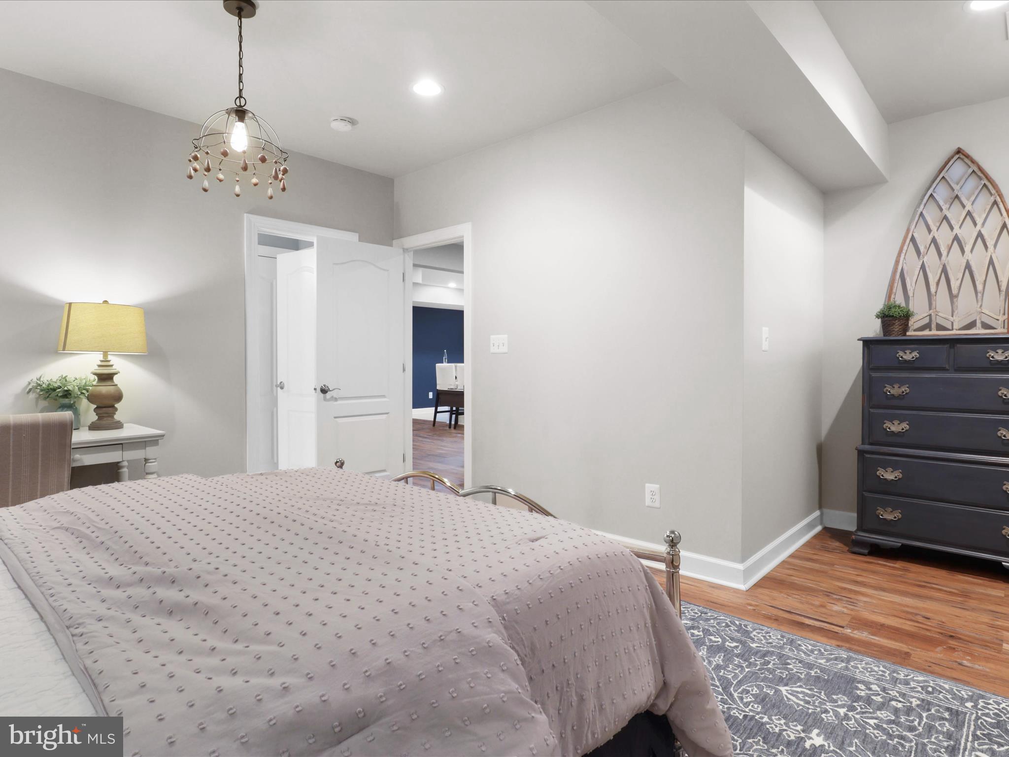 CEDAR GROVE - Residential