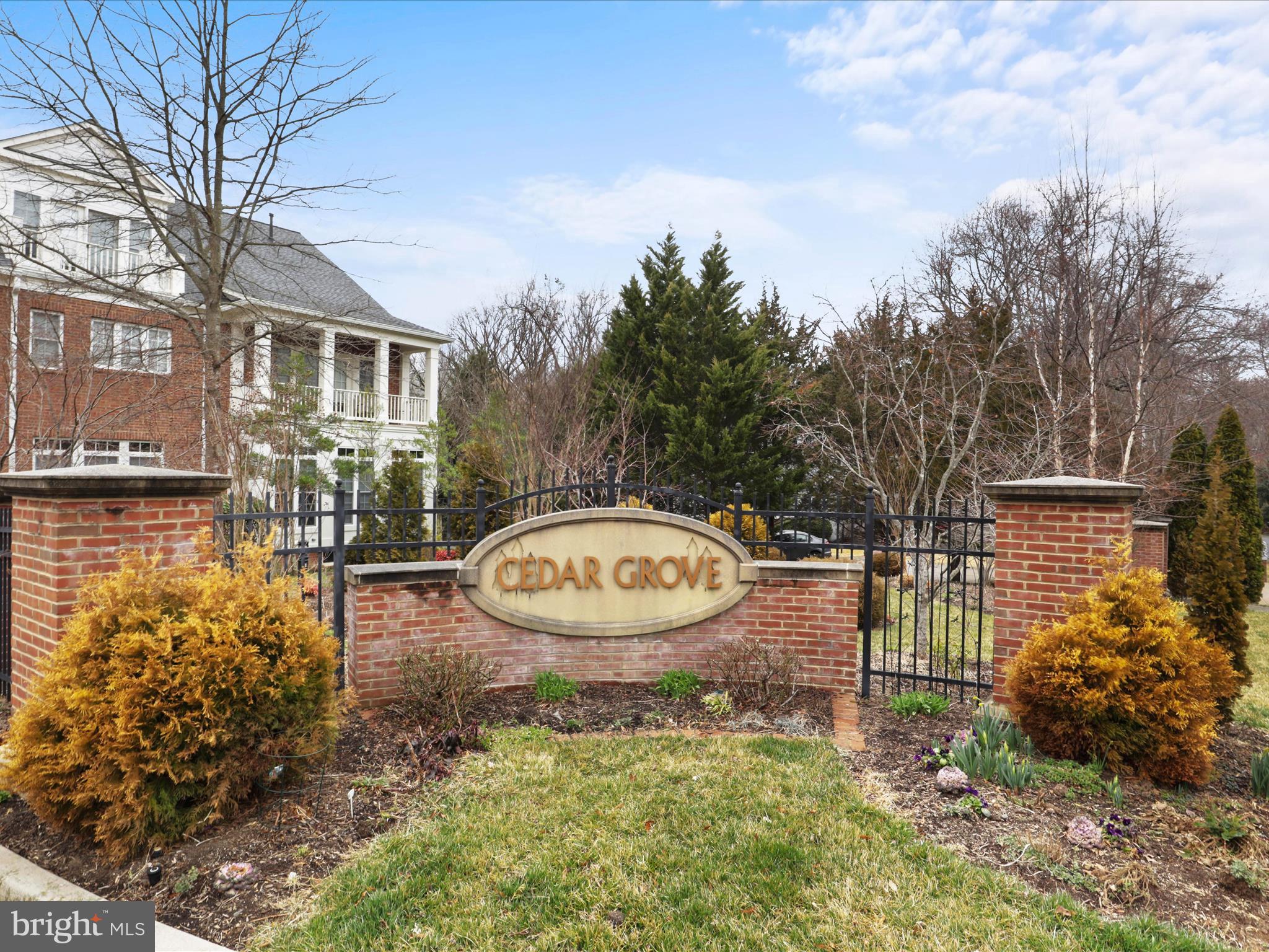 CEDAR GROVE - Residential