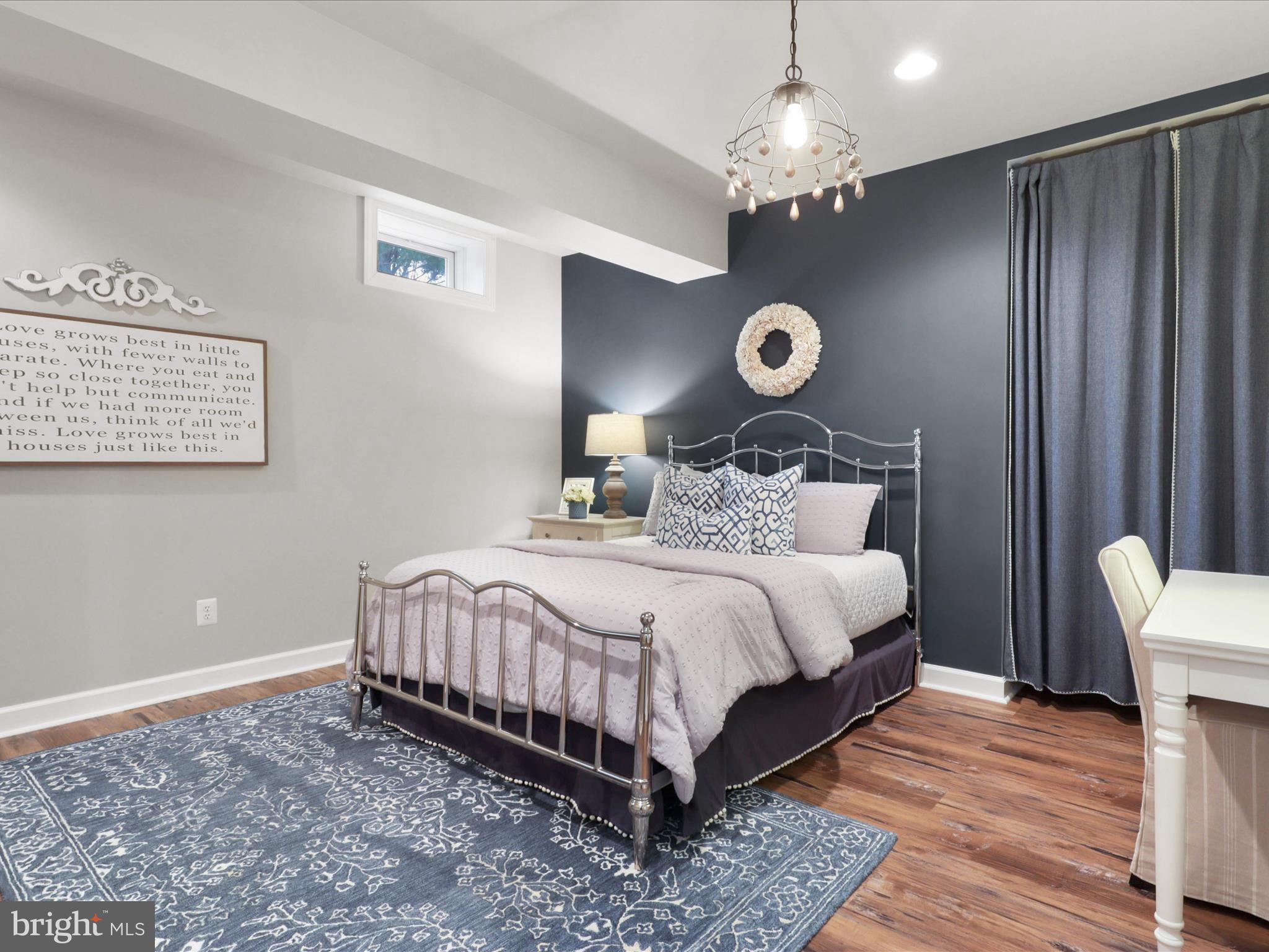 CEDAR GROVE - Residential