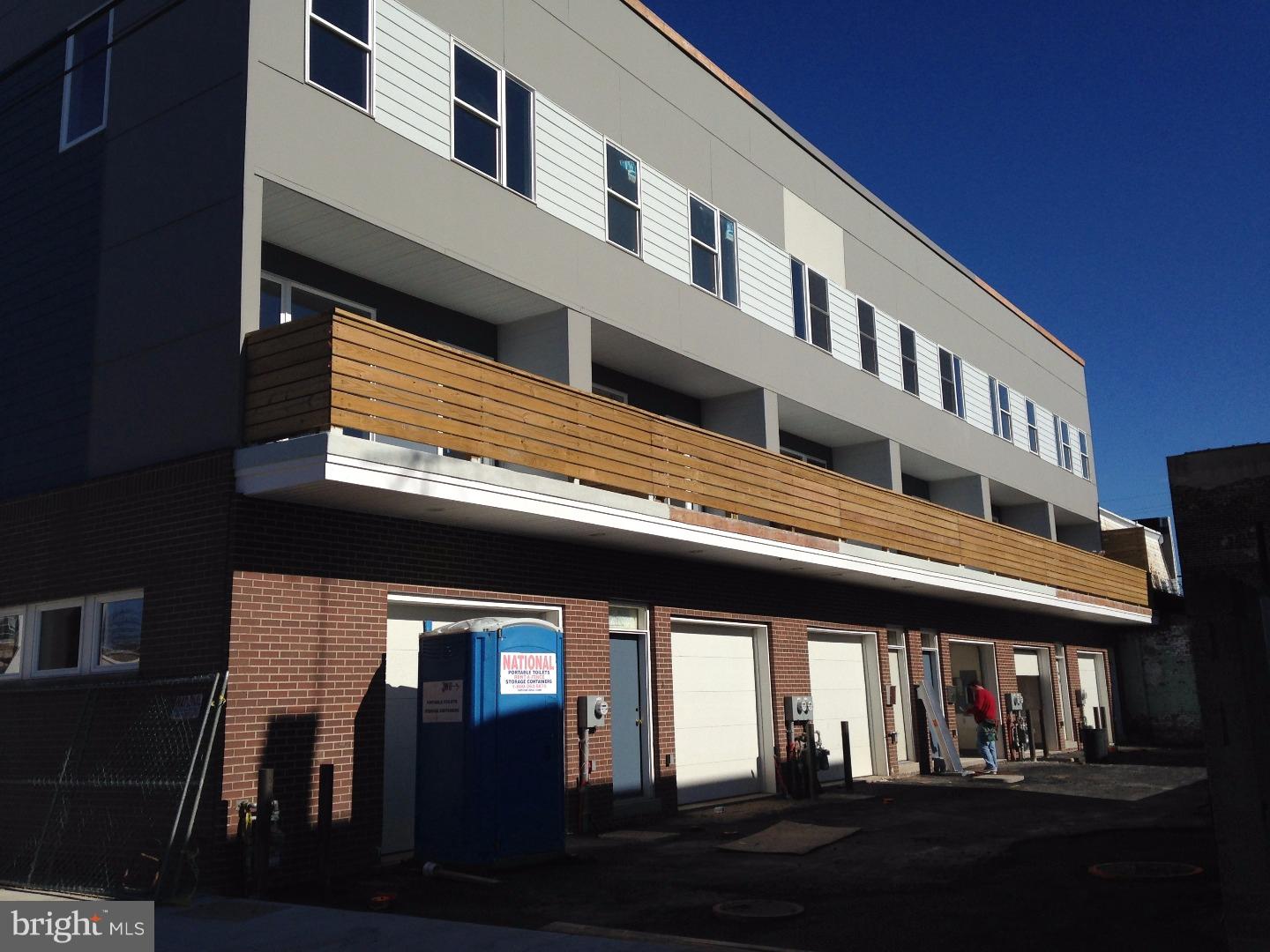 PORT RICHMOND - Residential