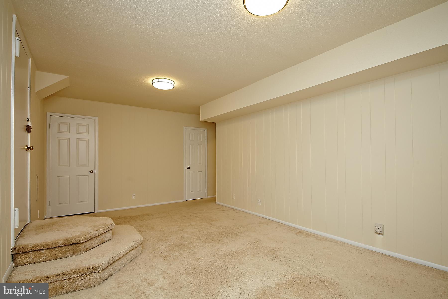 FAIRLINGTON VILLAGES - Residential Lease