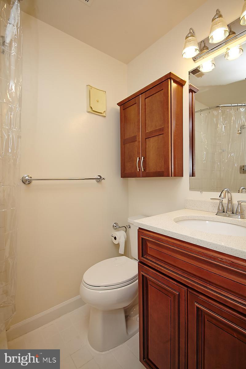 FAIRLINGTON VILLAGES - Residential Lease