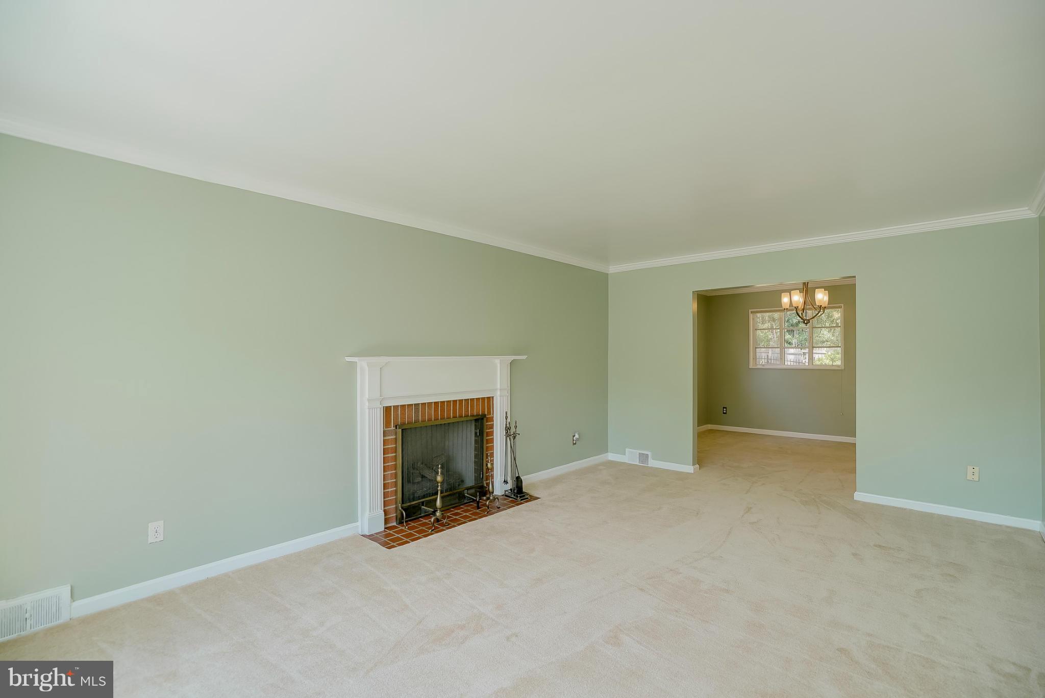 RAVENWOOD PARK - Residential Lease