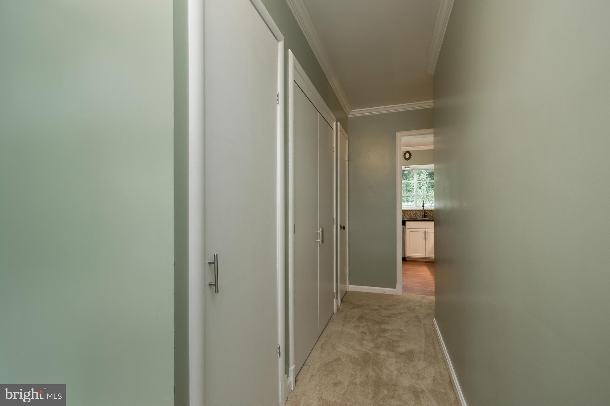 RAVENWOOD PARK - Residential Lease