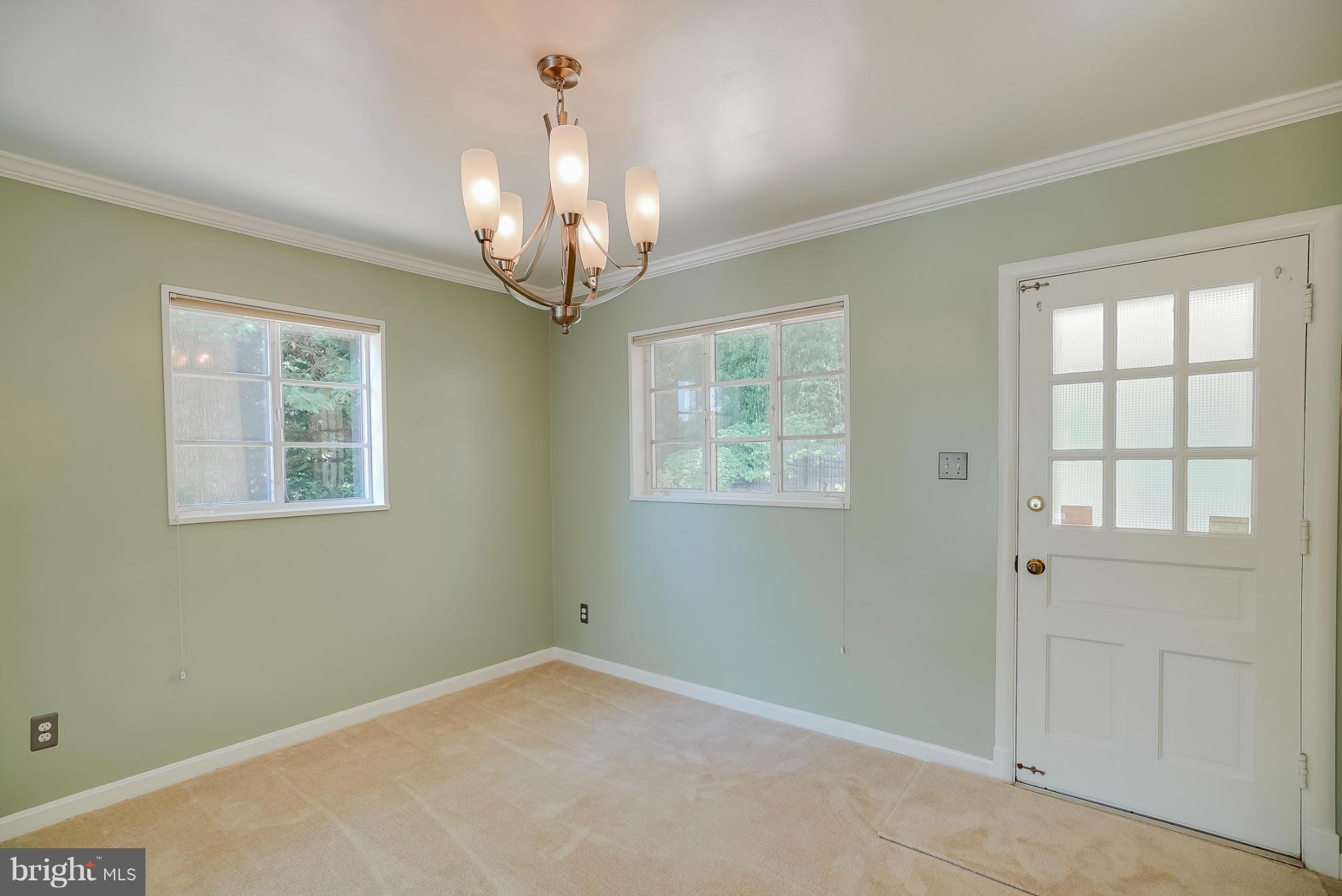 RAVENWOOD PARK - Residential Lease