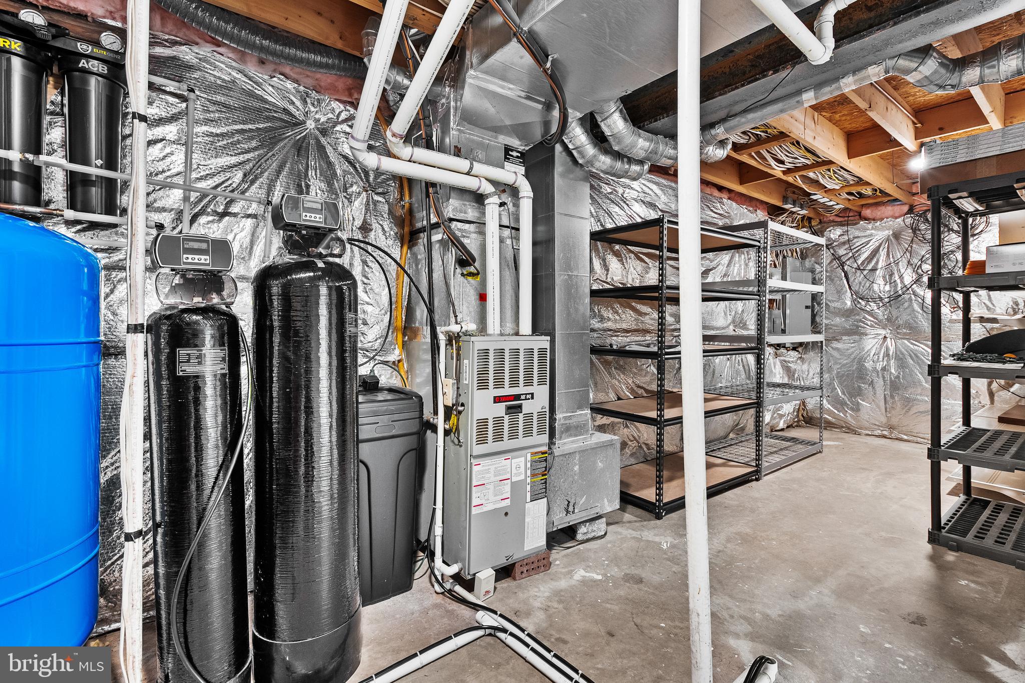 LEE'S CROSSING - Residential