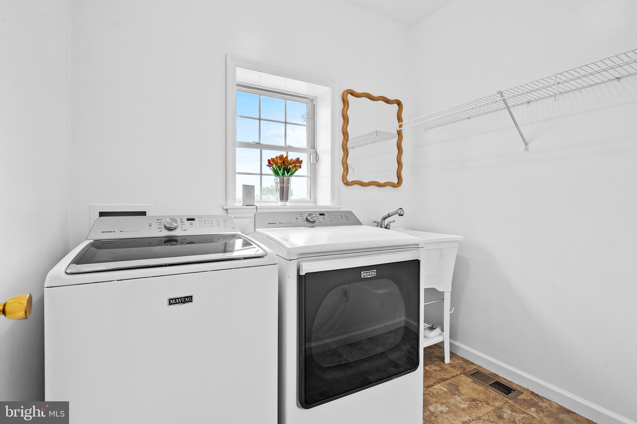 LEE'S CROSSING - Residential