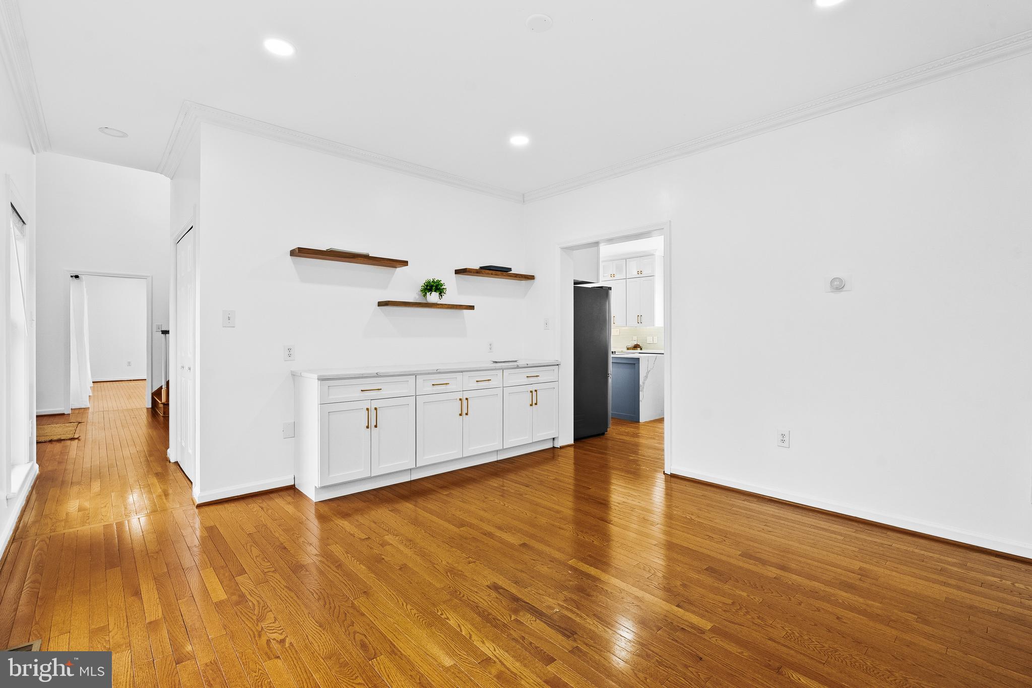 LEE'S CROSSING - Residential