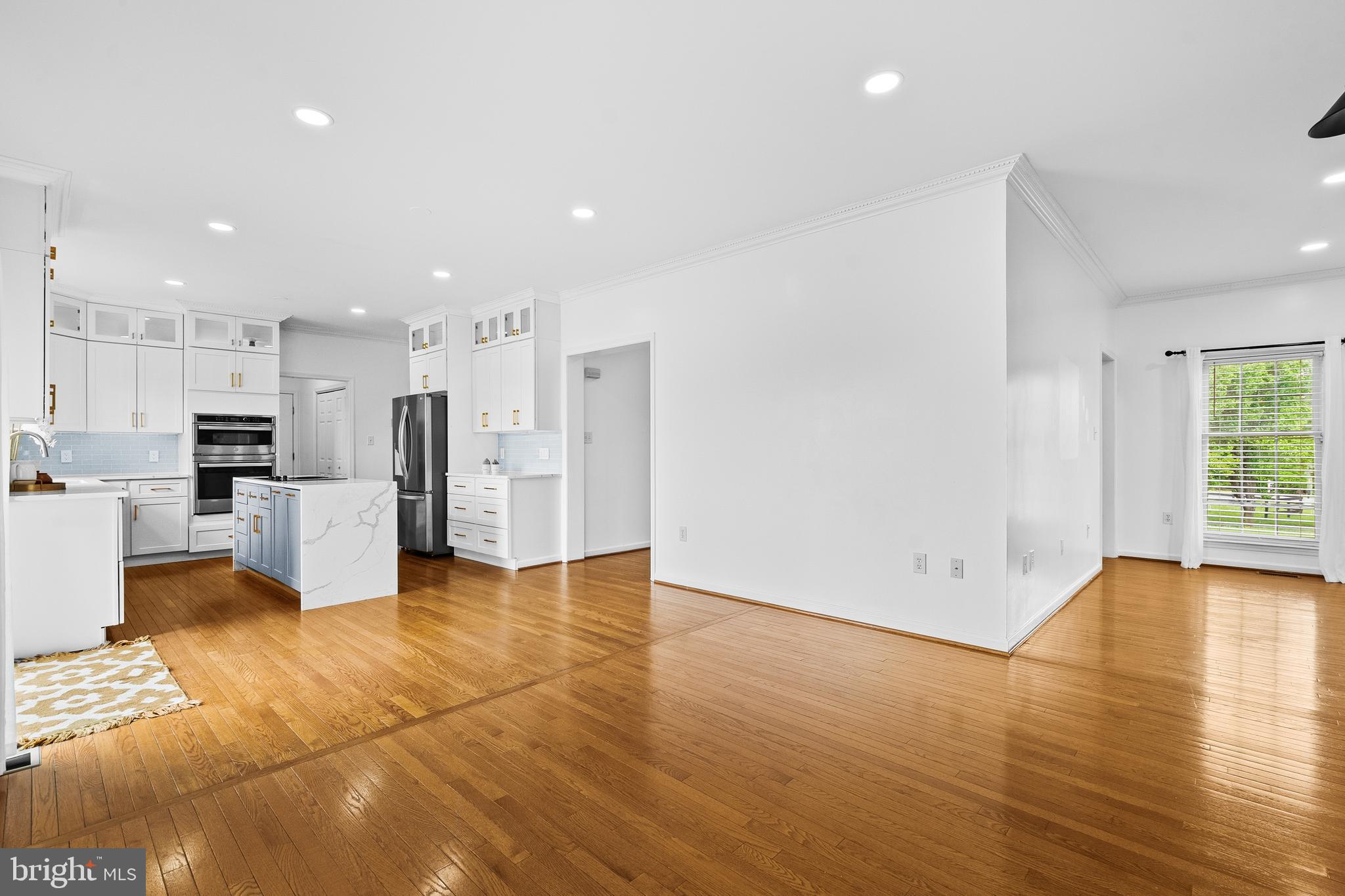 LEE'S CROSSING - Residential