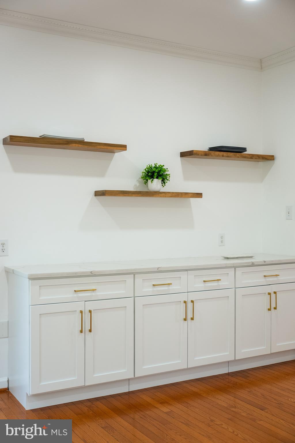 LEE'S CROSSING - Residential