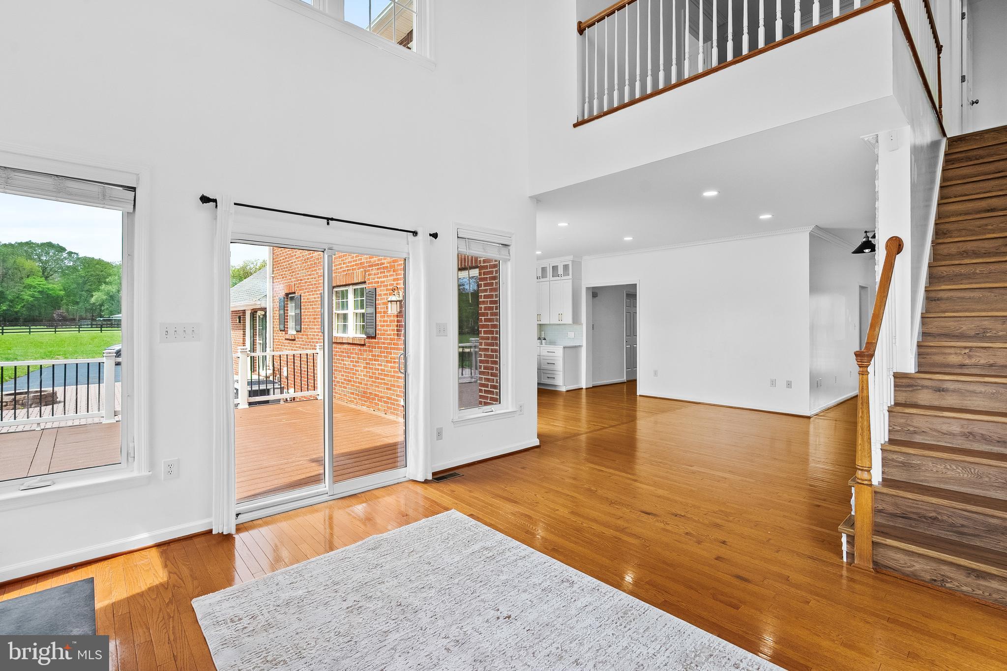 LEE'S CROSSING - Residential