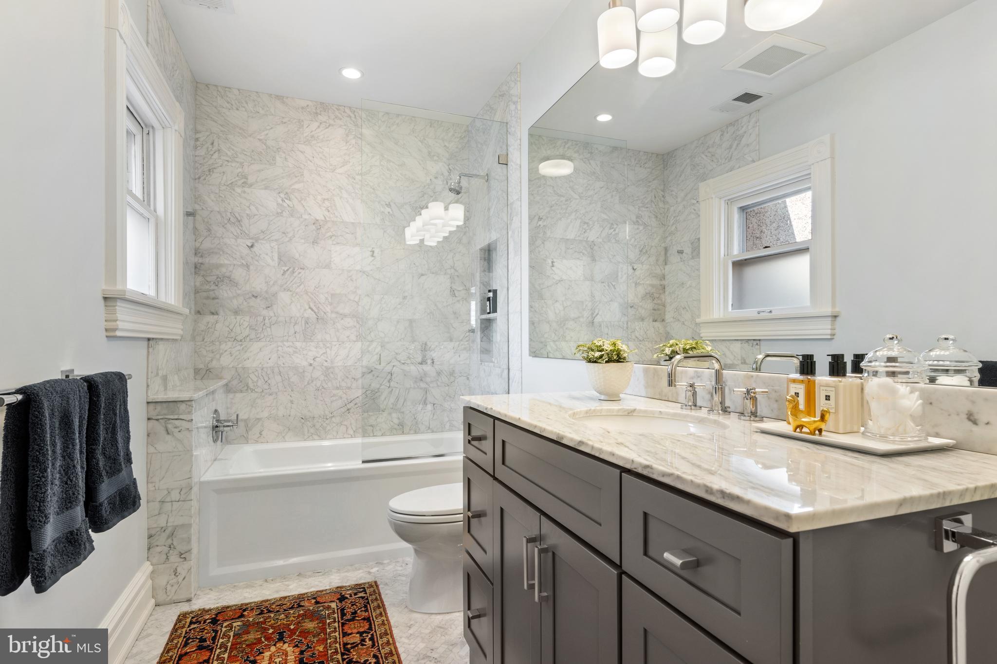 SOUTH WAYNE - Residential