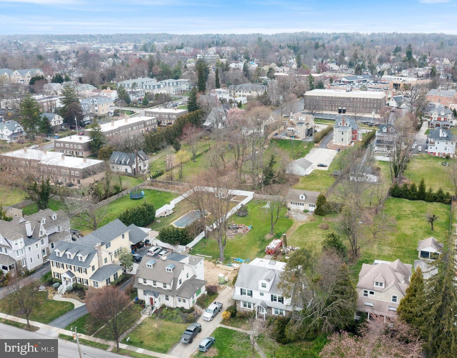 SOUTH WAYNE - Residential