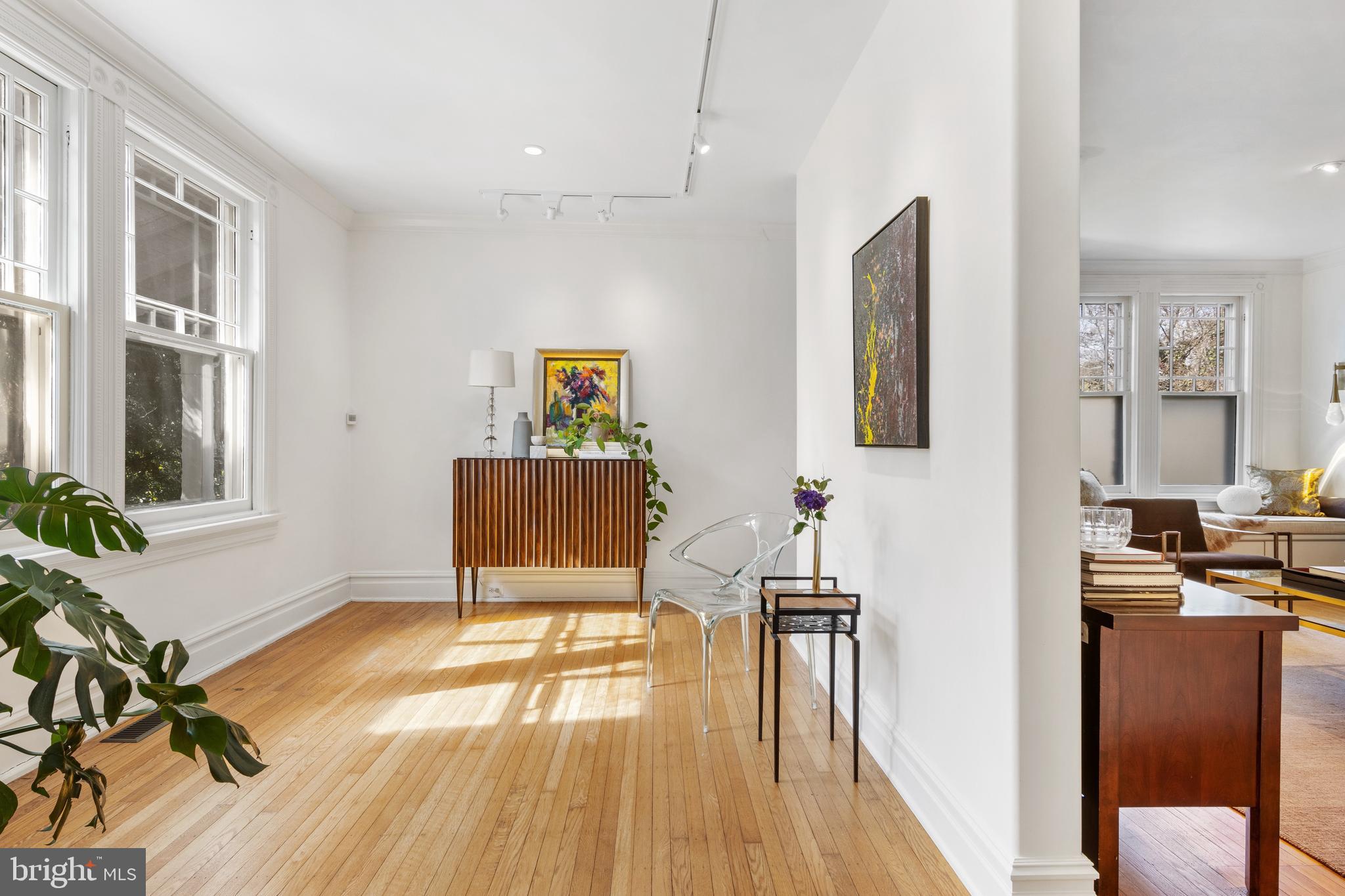 SOUTH WAYNE - Residential