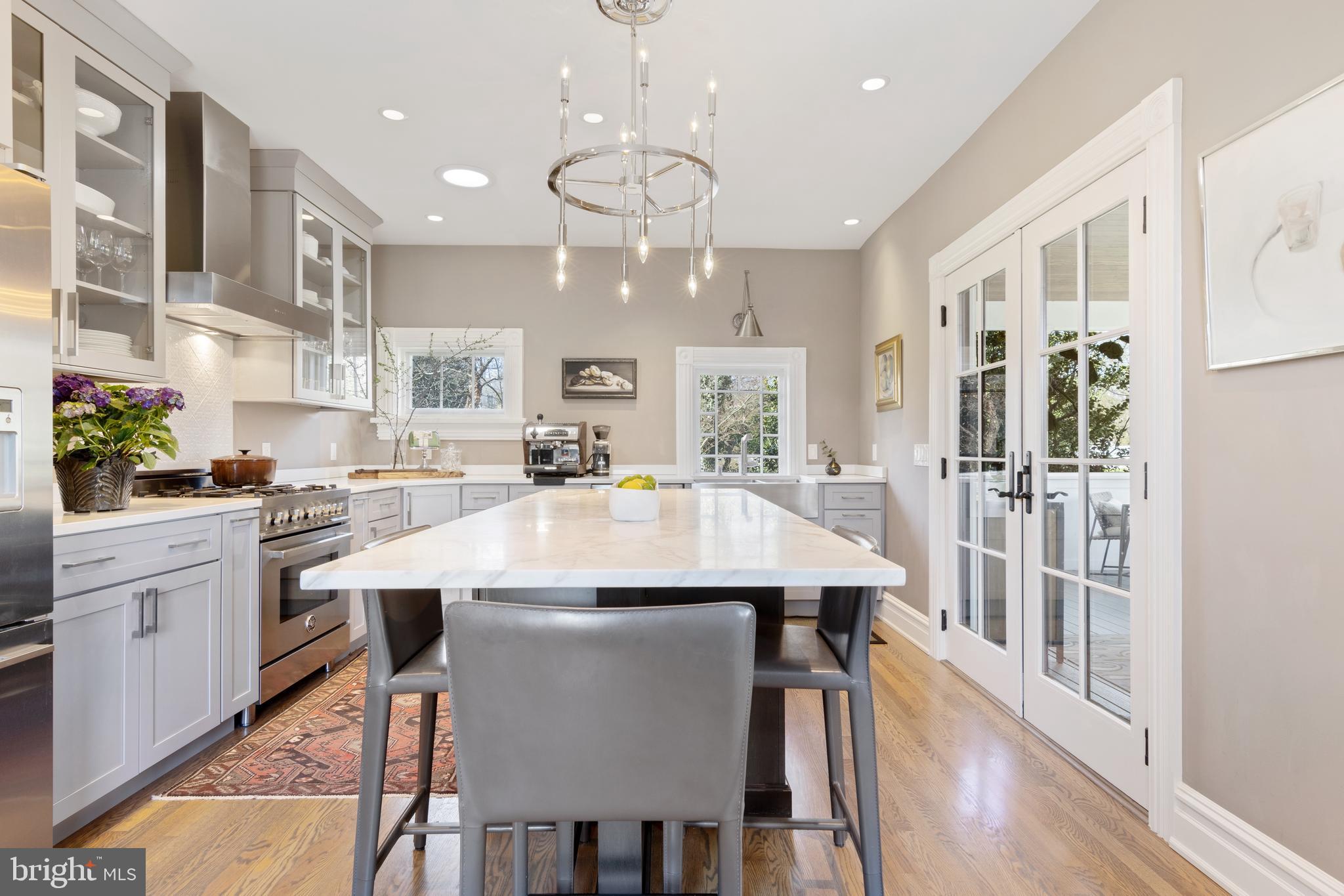 SOUTH WAYNE - Residential