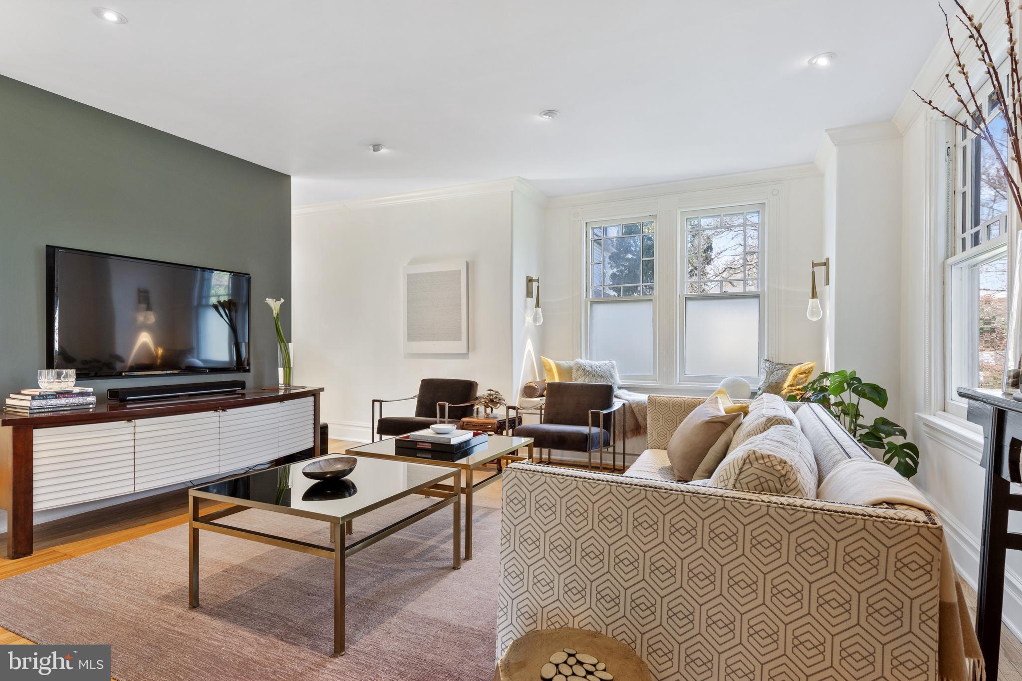 SOUTH WAYNE - Residential