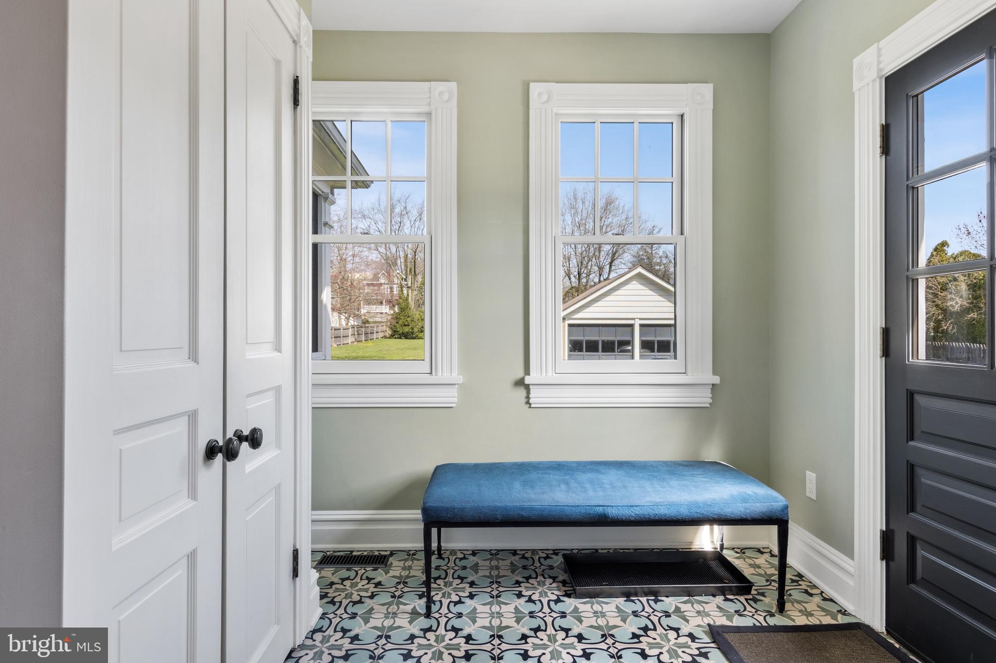 SOUTH WAYNE - Residential