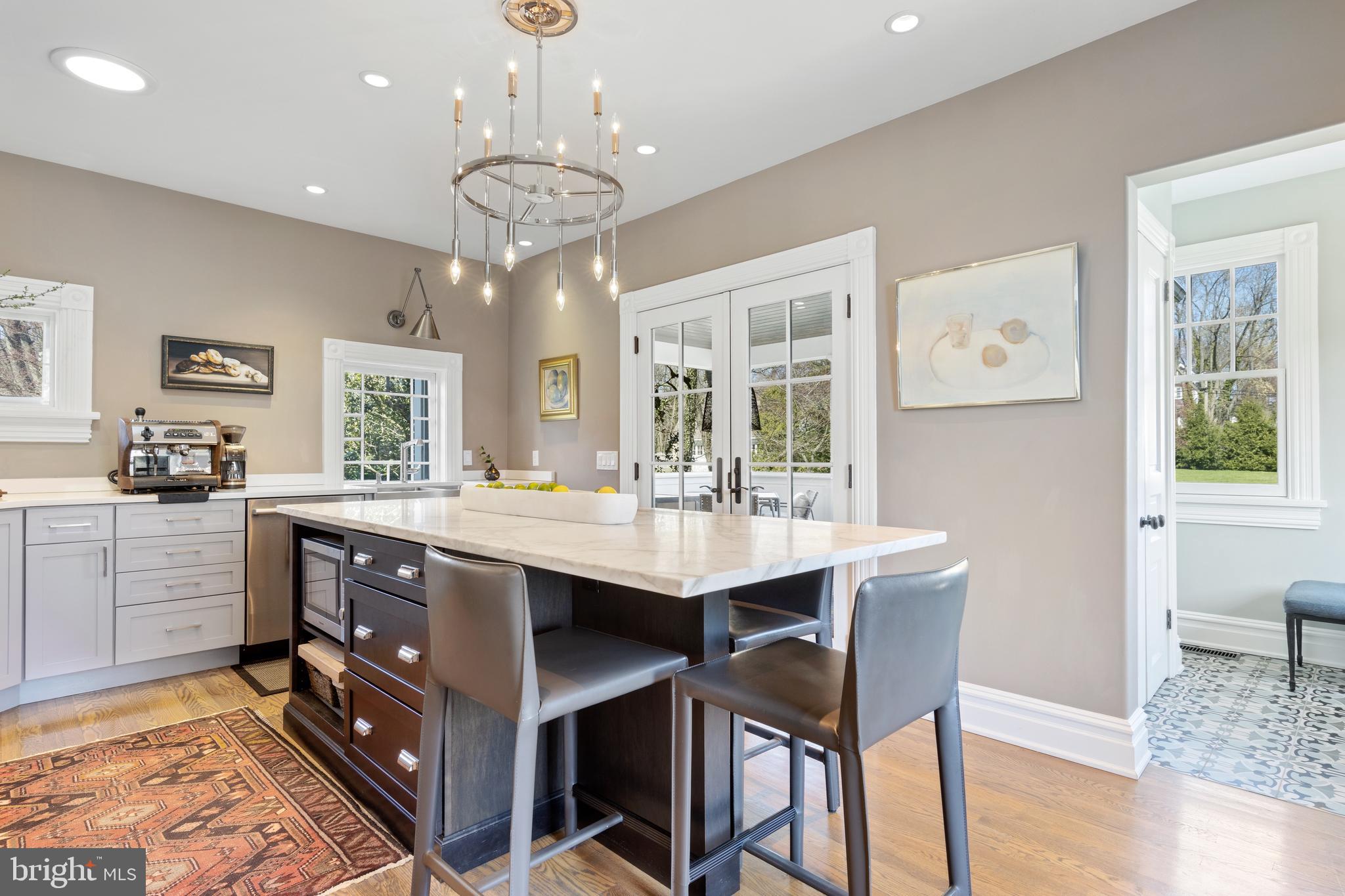 SOUTH WAYNE - Residential